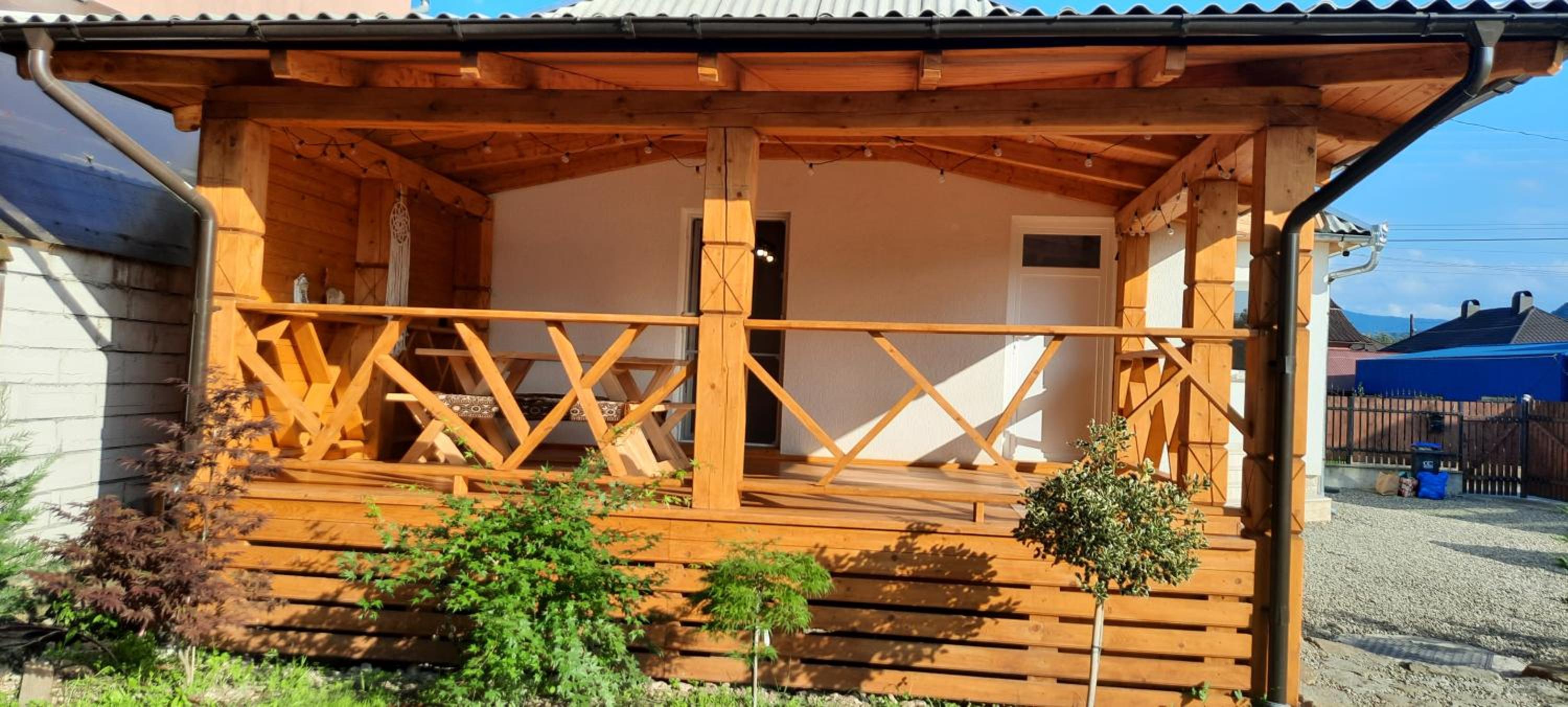 Mura House