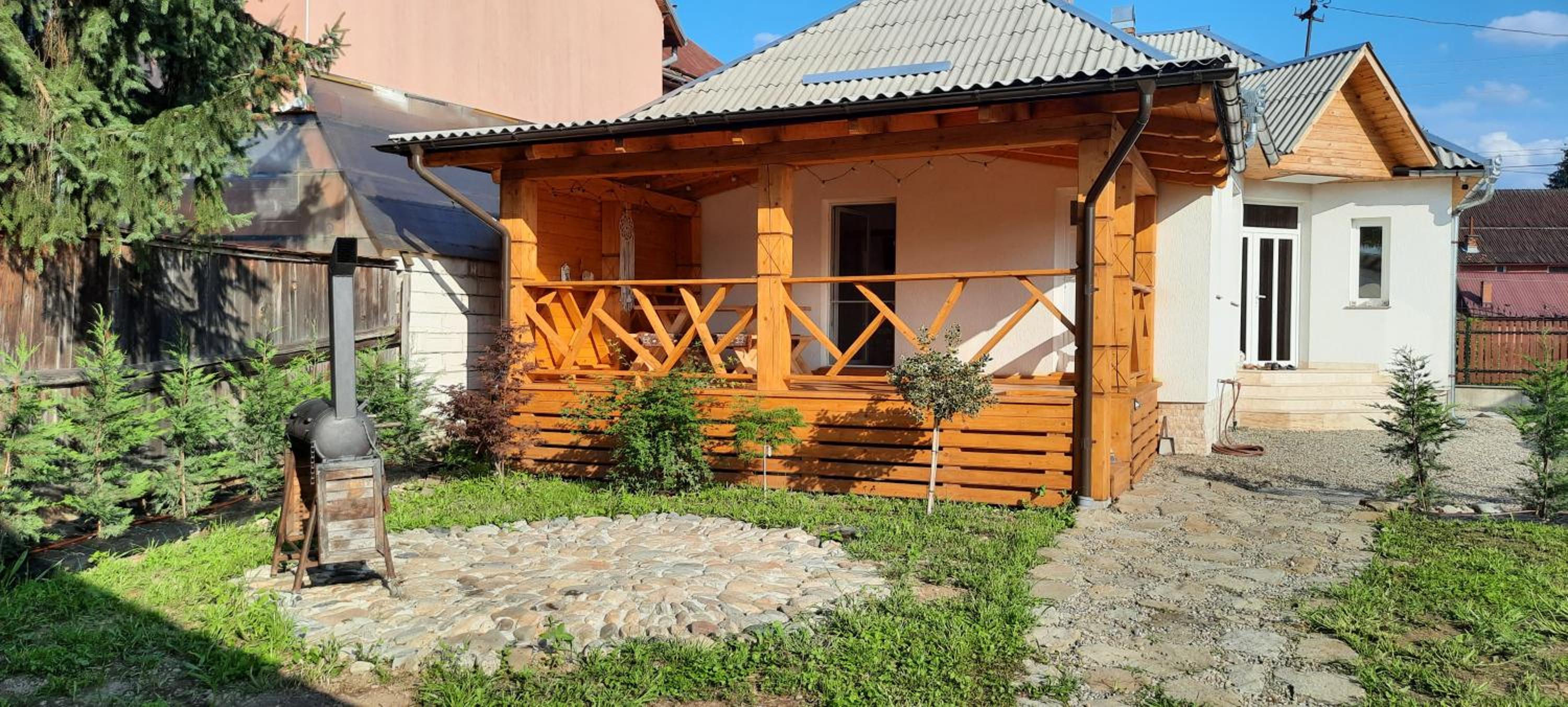 Mura House