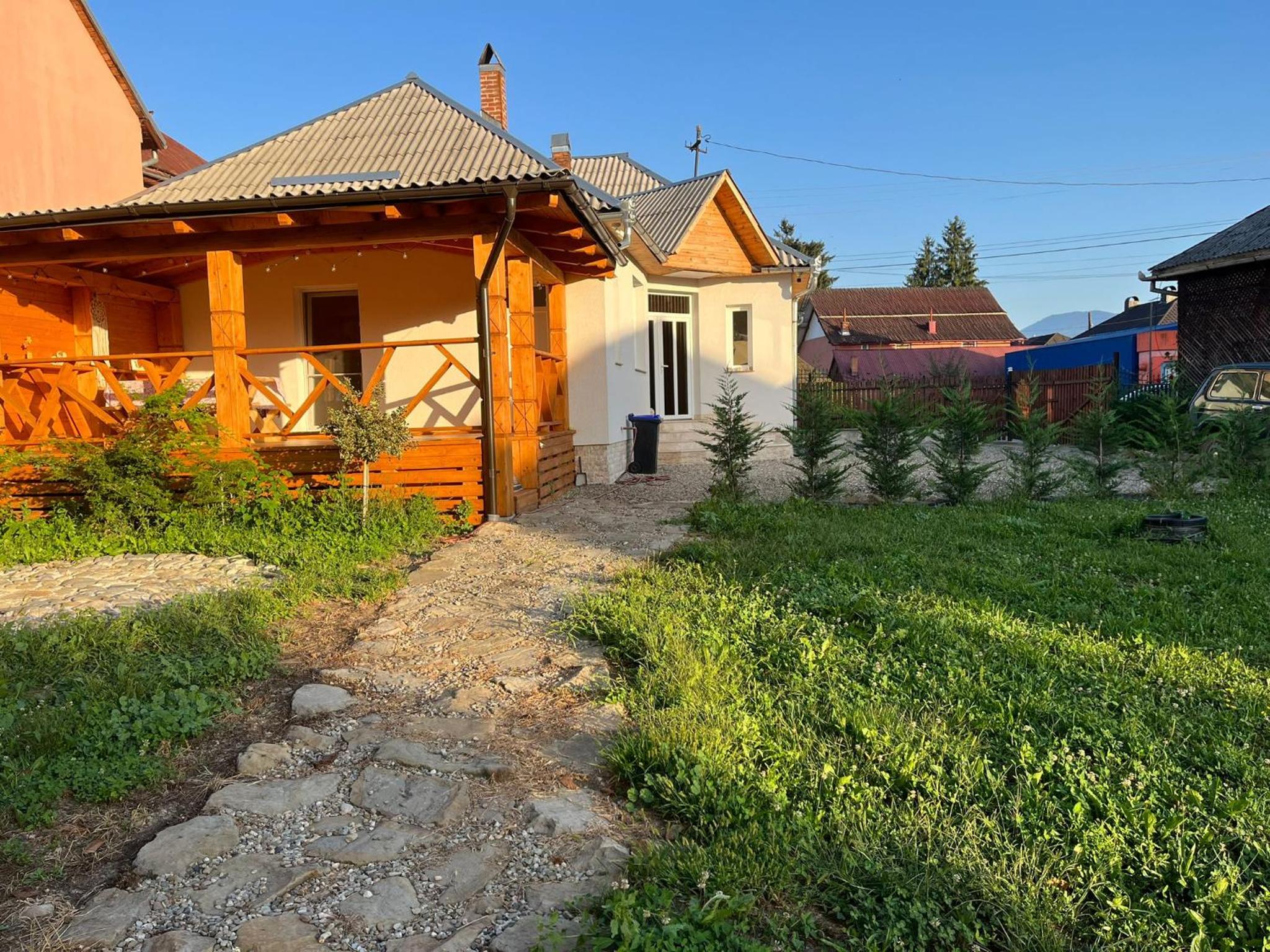 Mura House