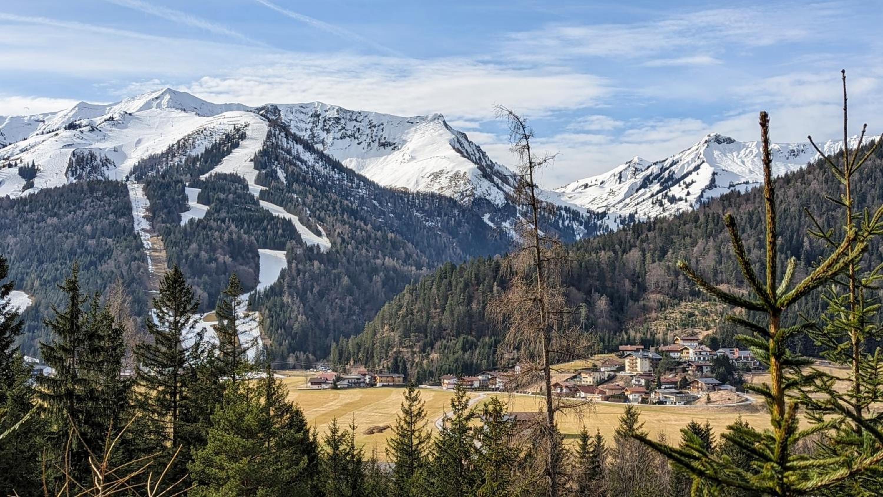 Luxury Eco-Chalet Pino Achensee - hike, bike, ski for 6 or more
