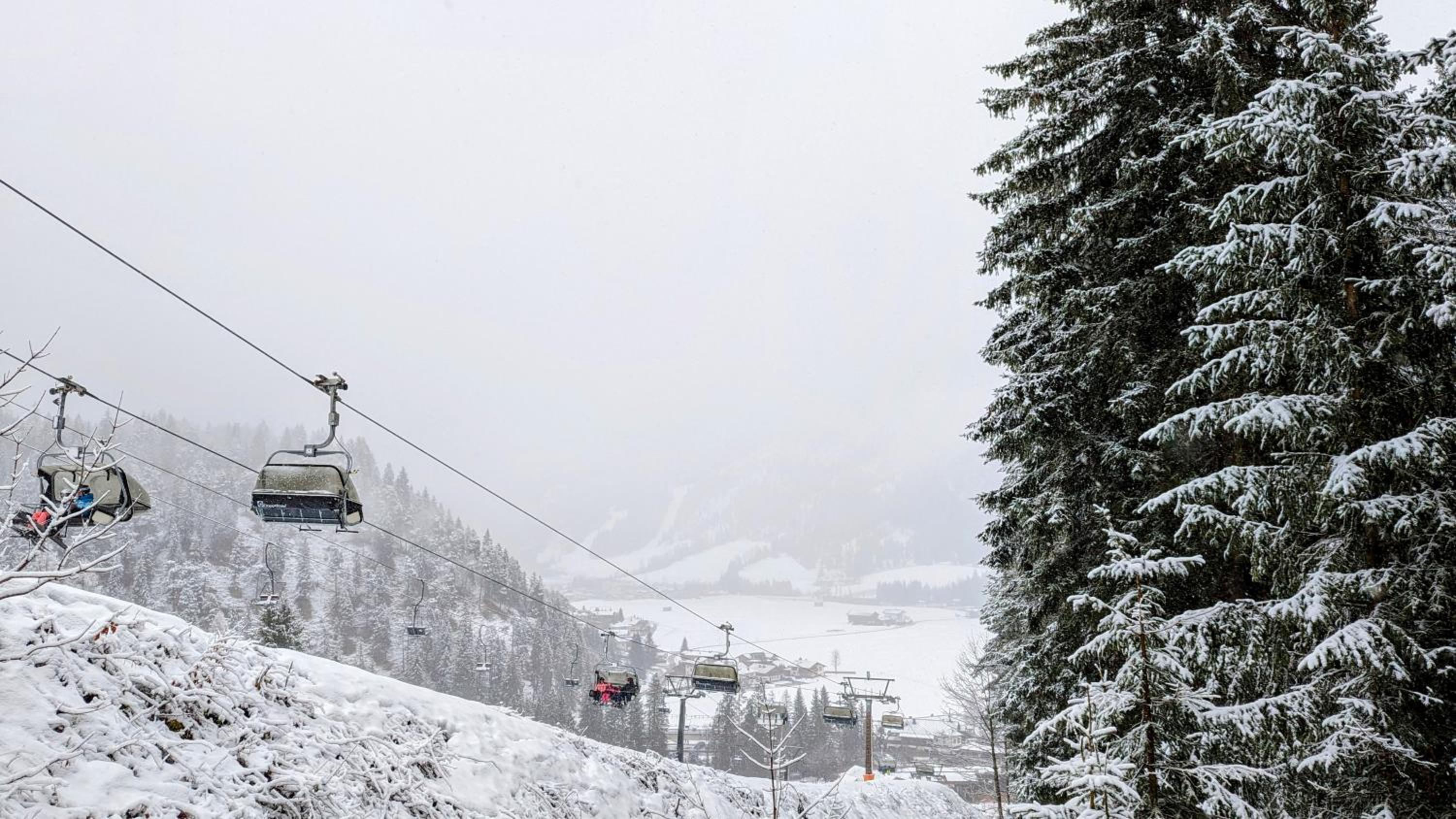 Luxury Eco-Chalet Pino Achensee - hike, bike, ski for 6 or more