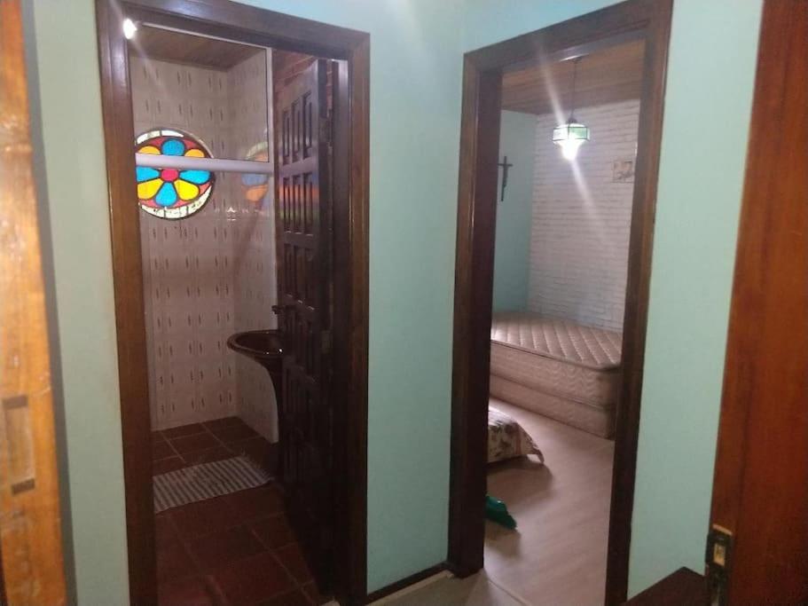 Linda casa ao lado do Capivari