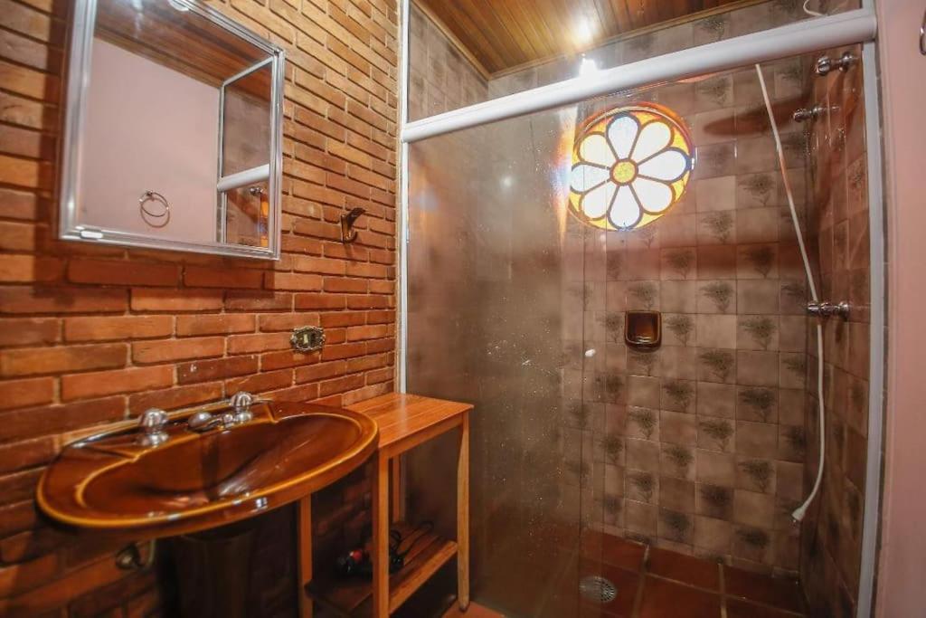 Linda casa ao lado do Capivari