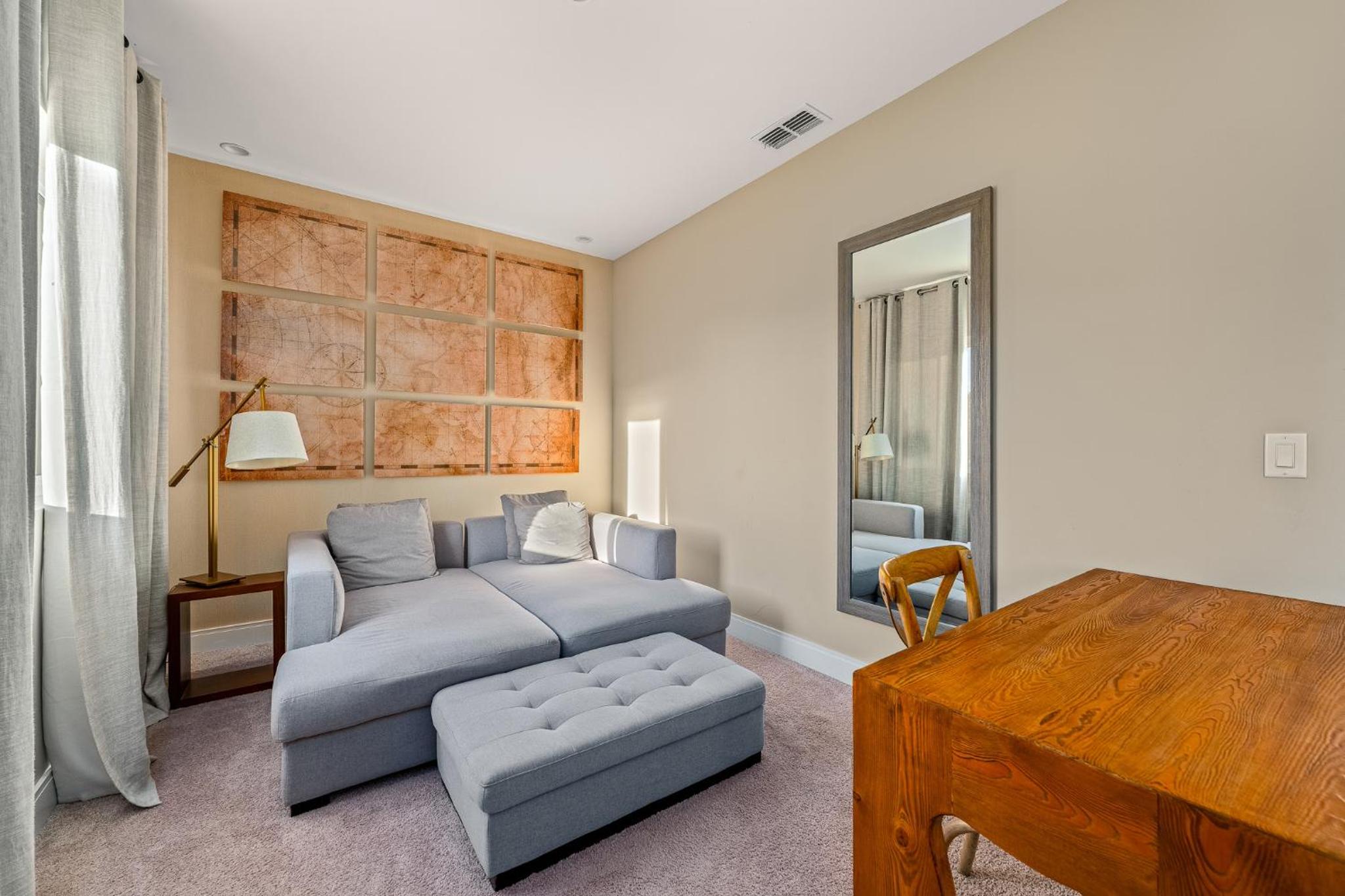 Outdoor Kitchen + 8 Min to Disney + Resort Cabanas