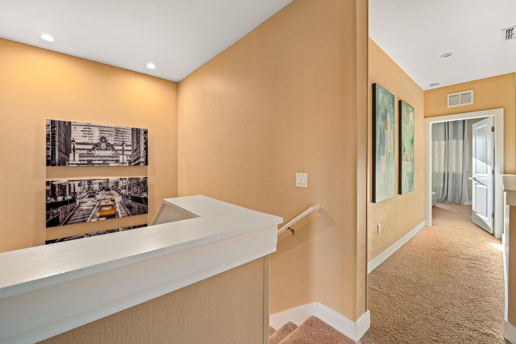 Outdoor Kitchen + 8 Min to Disney + Resort Cabanas