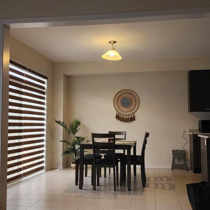 Niagara Oasis Hideaway
