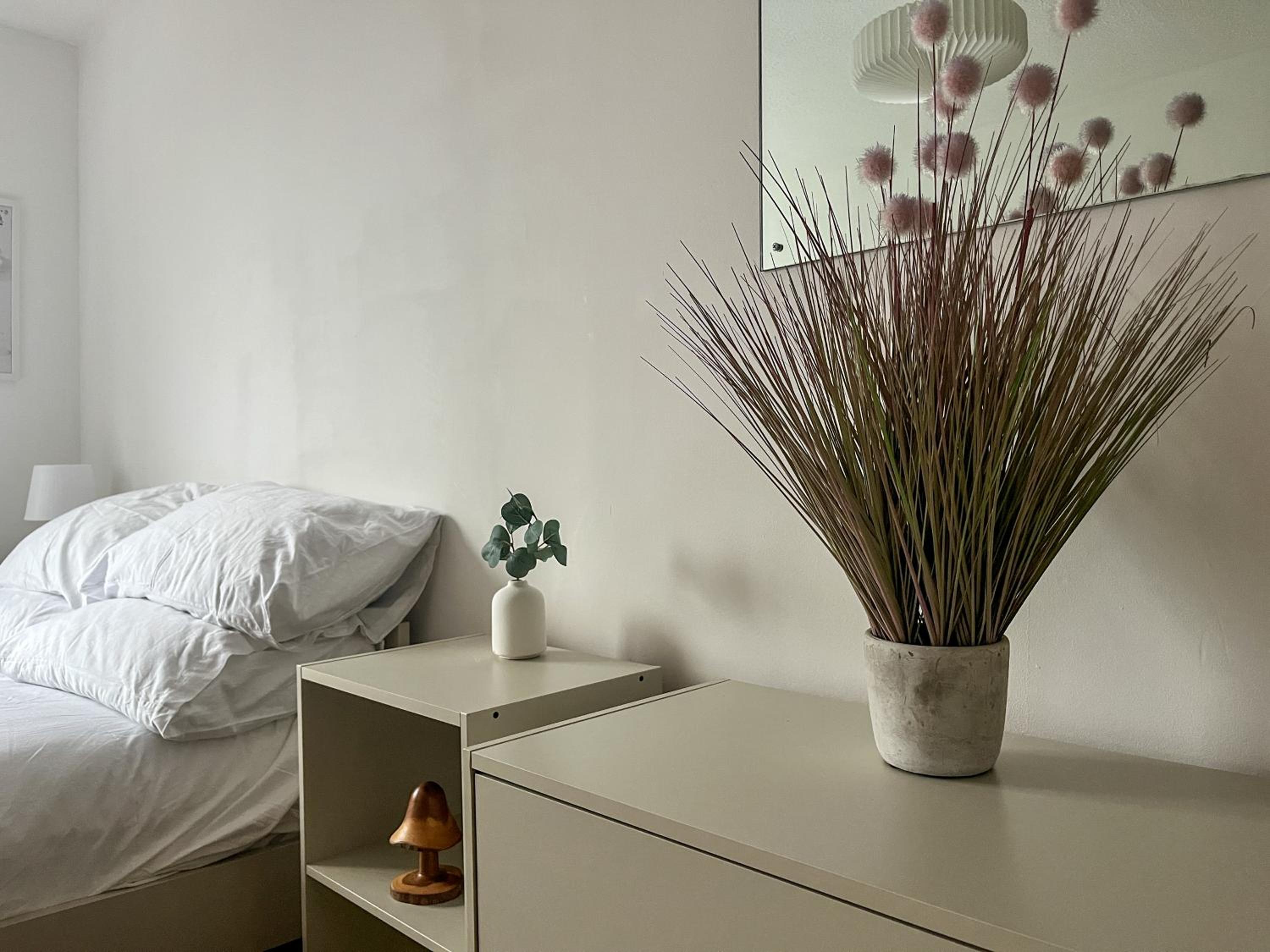 Stunning Central Flat w/ Parking