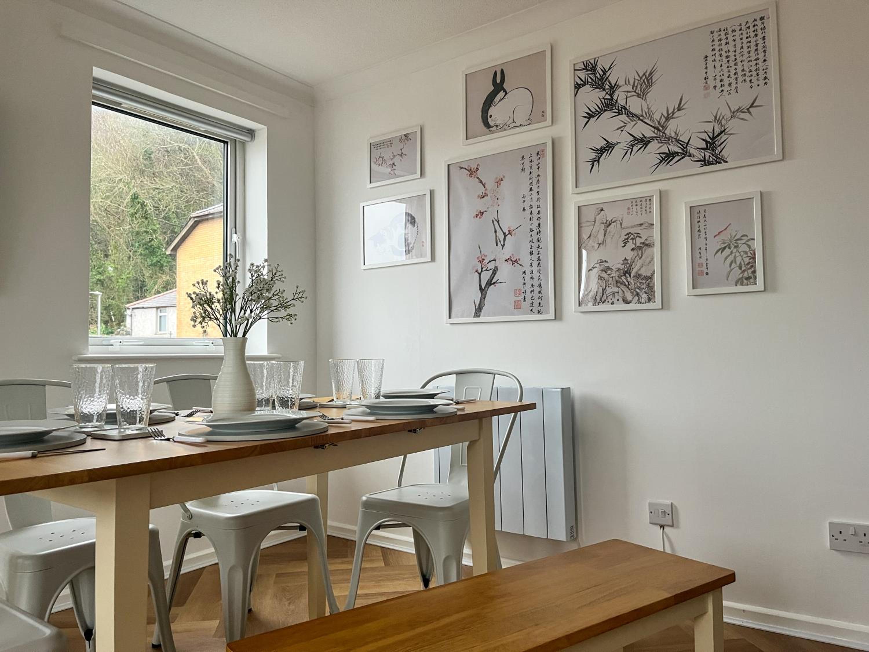 Stunning Central Flat w/ Parking