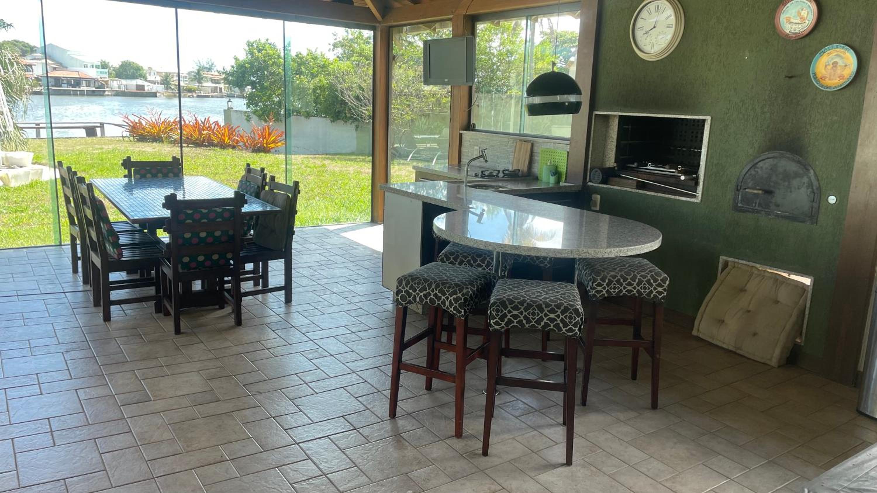 Casa completa na Ogiva com 2 suítes