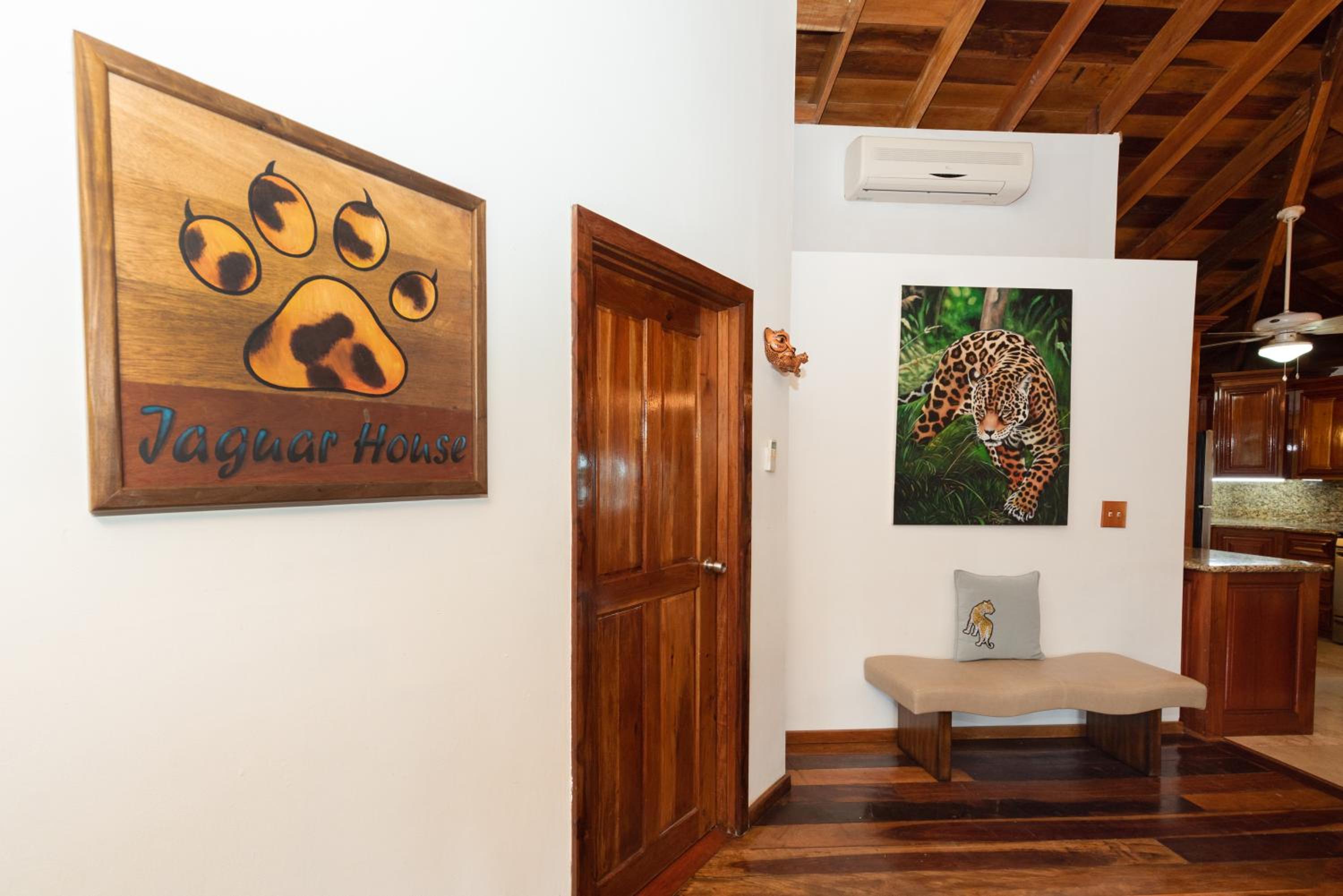 Pur Private Suites