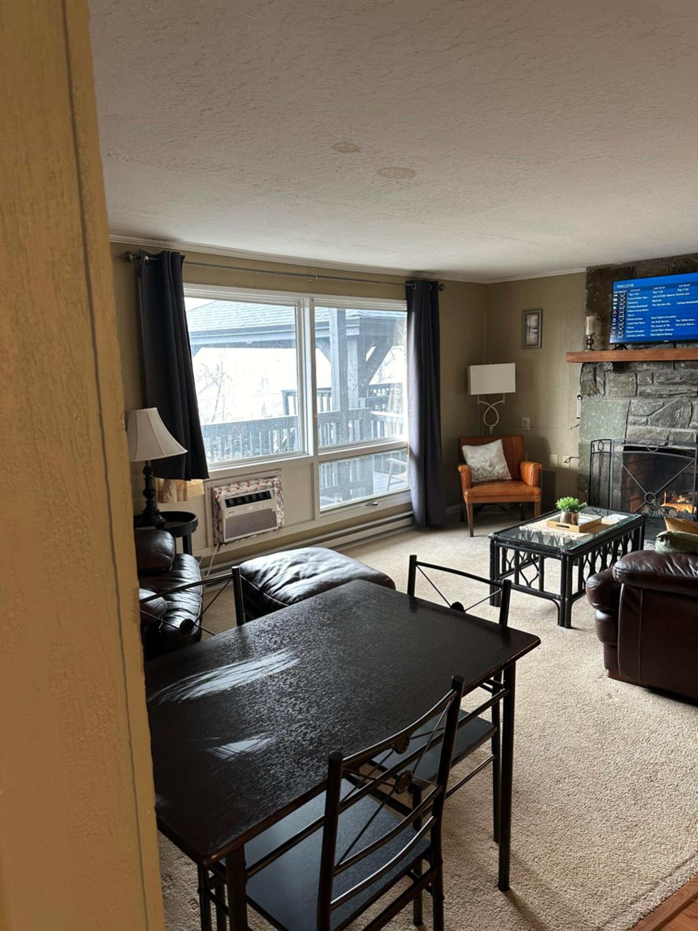 Cliff Dwellers Inn