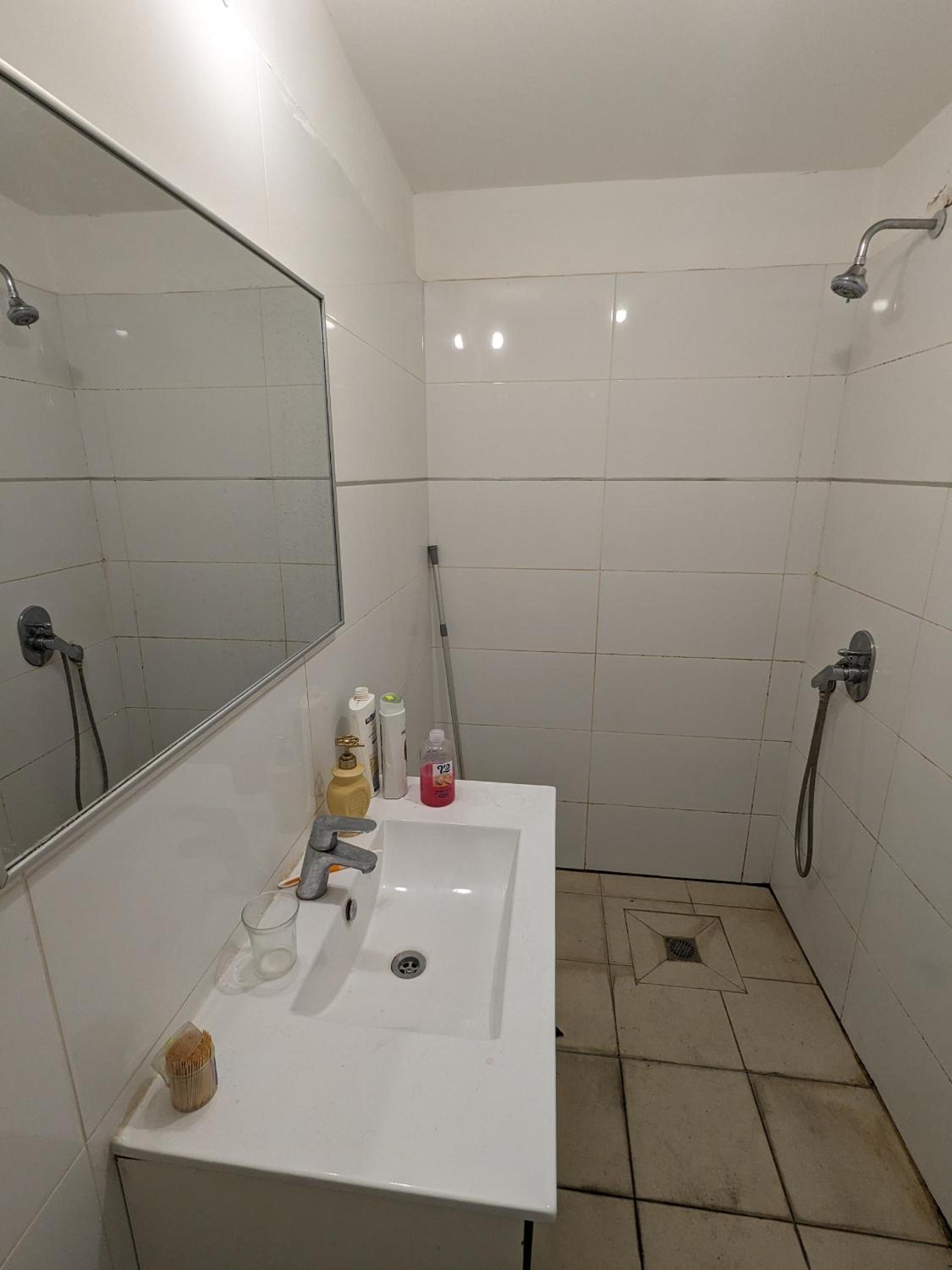Private room in shared Apartment