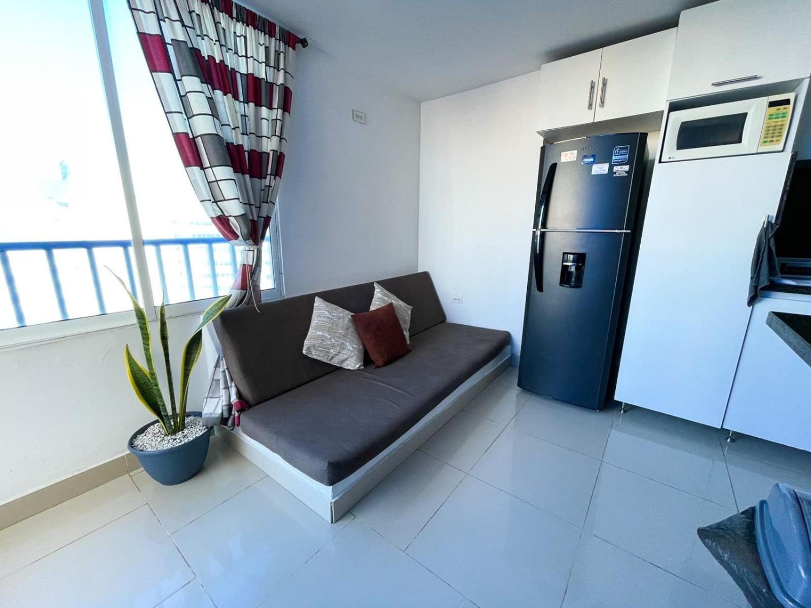 Apartamento con hermosa vista al mar y al lago