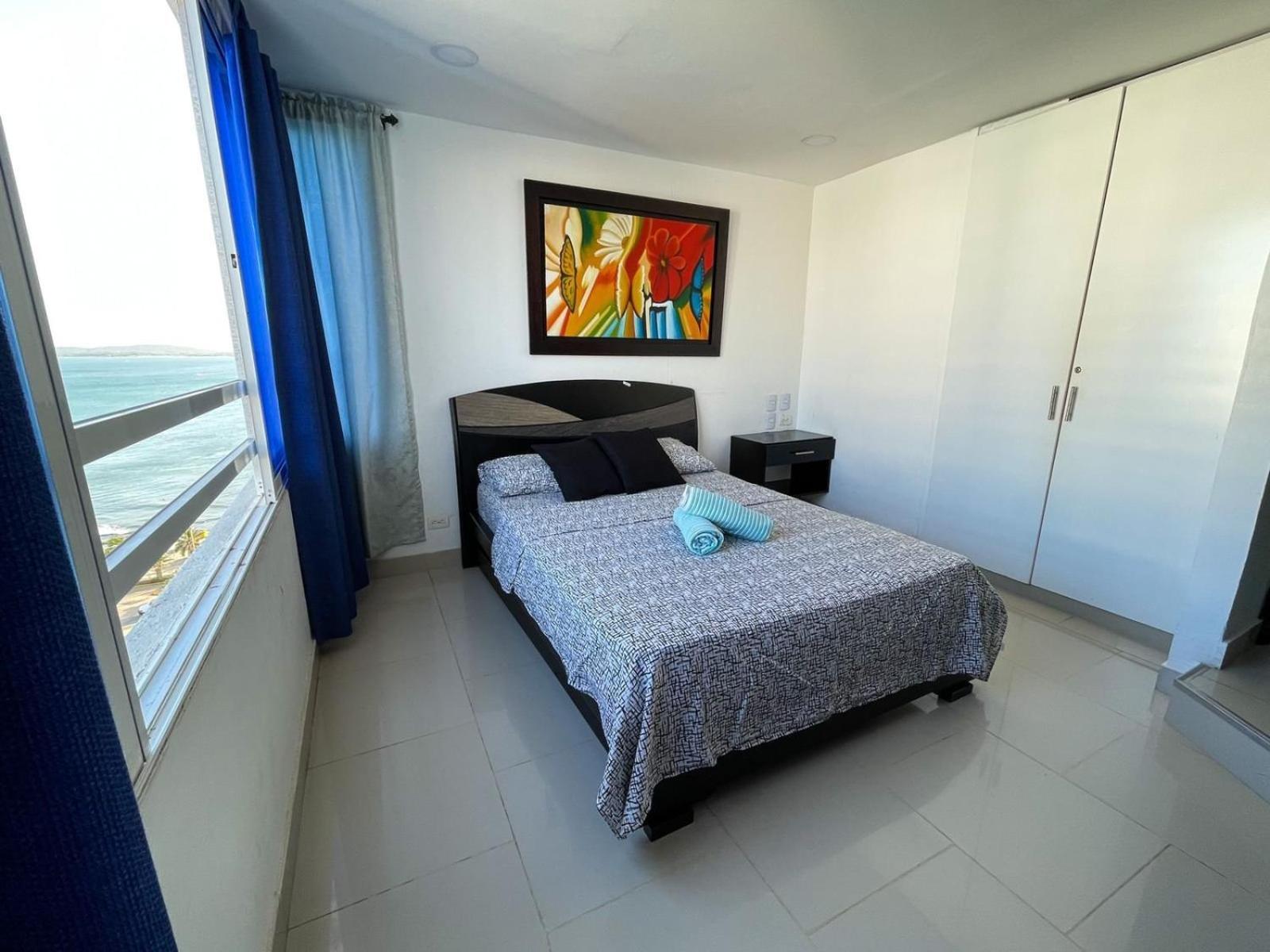 Apartamento con hermosa vista al mar y al lago