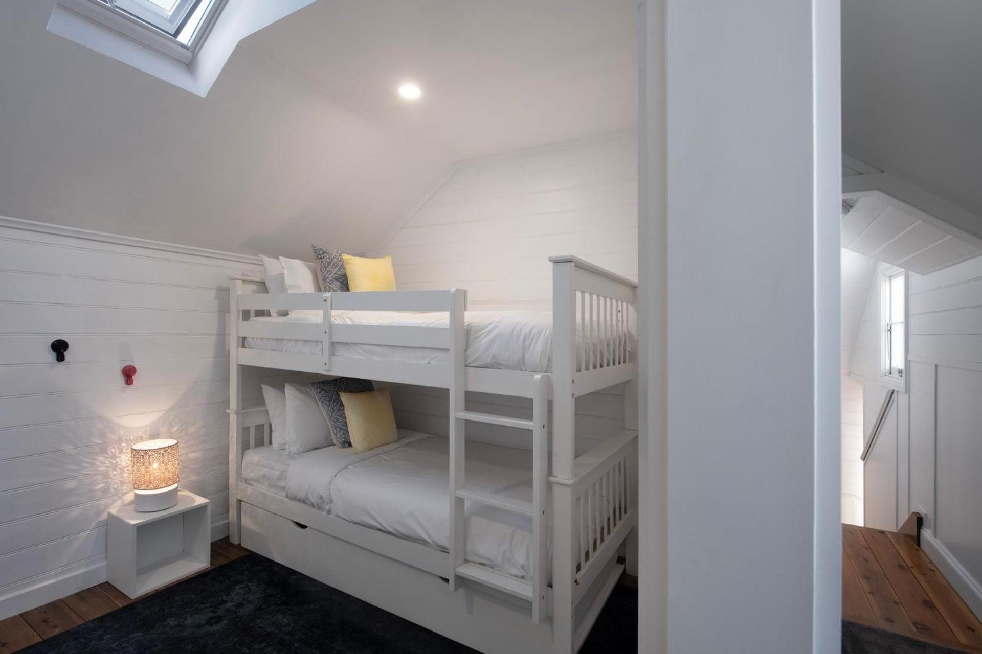 Queensberry Hill View- luxury group retreat