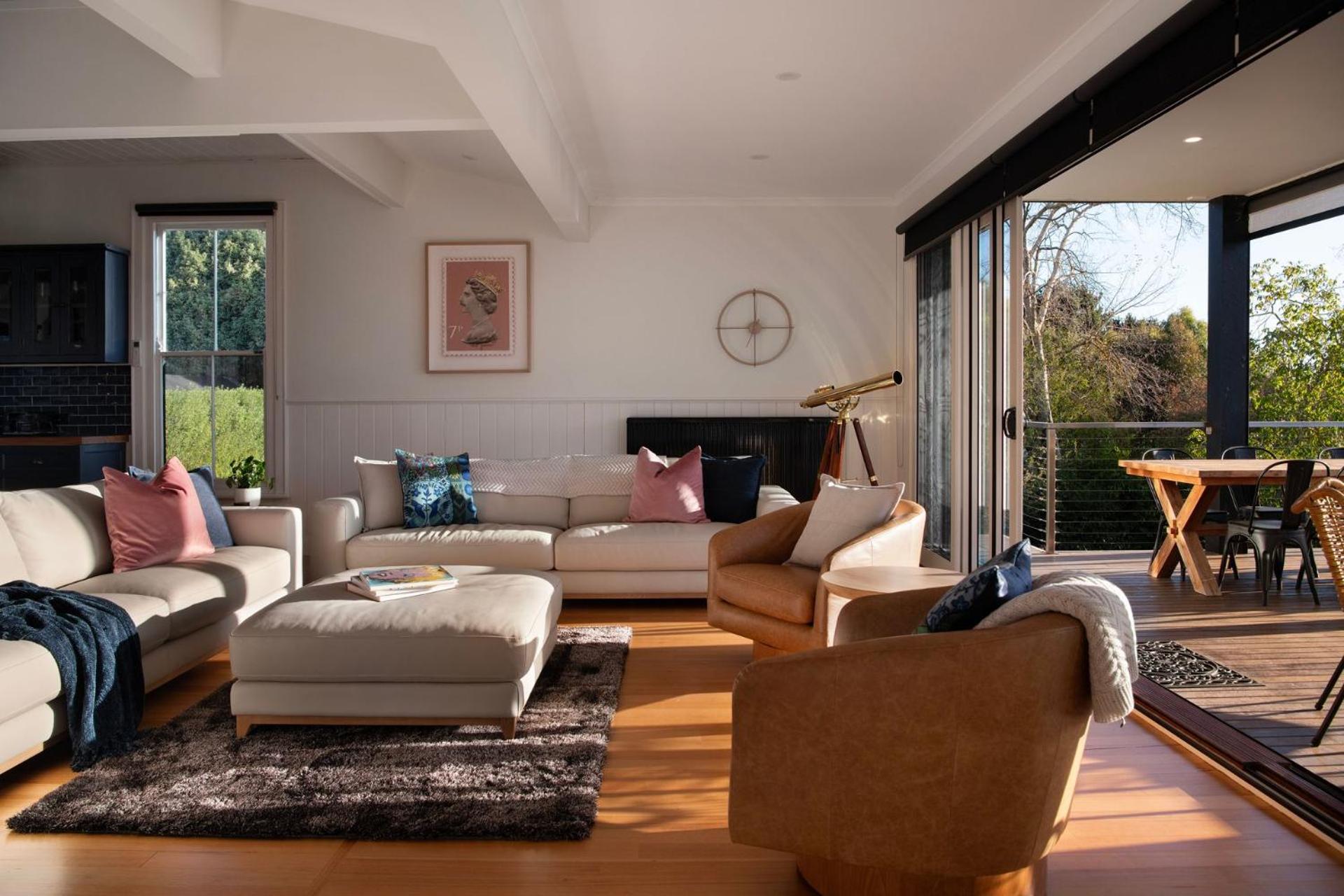 Queensberry Hill View- luxury group retreat
