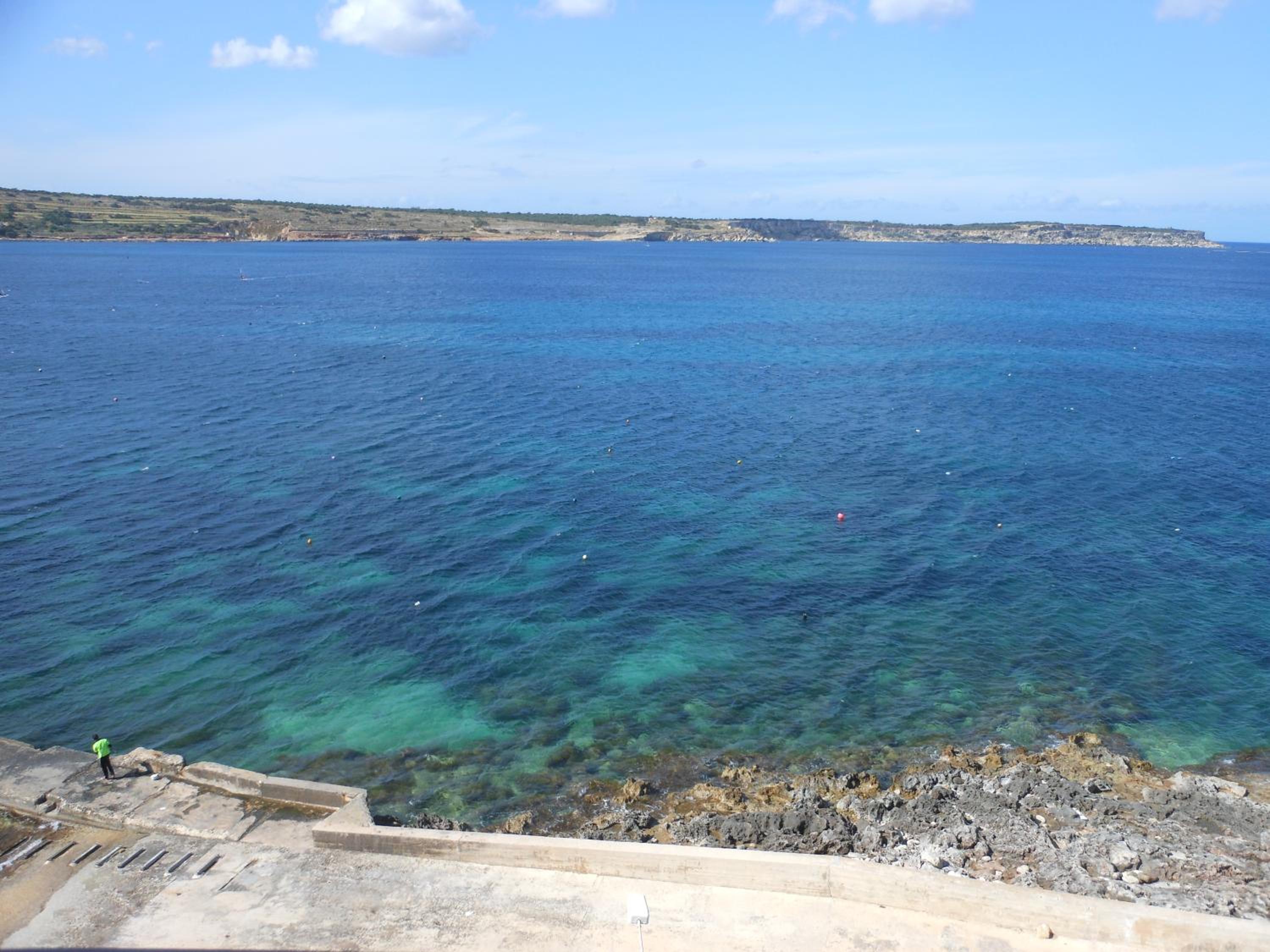Seafront Maisonette Ocean Views & Terrace view 2
