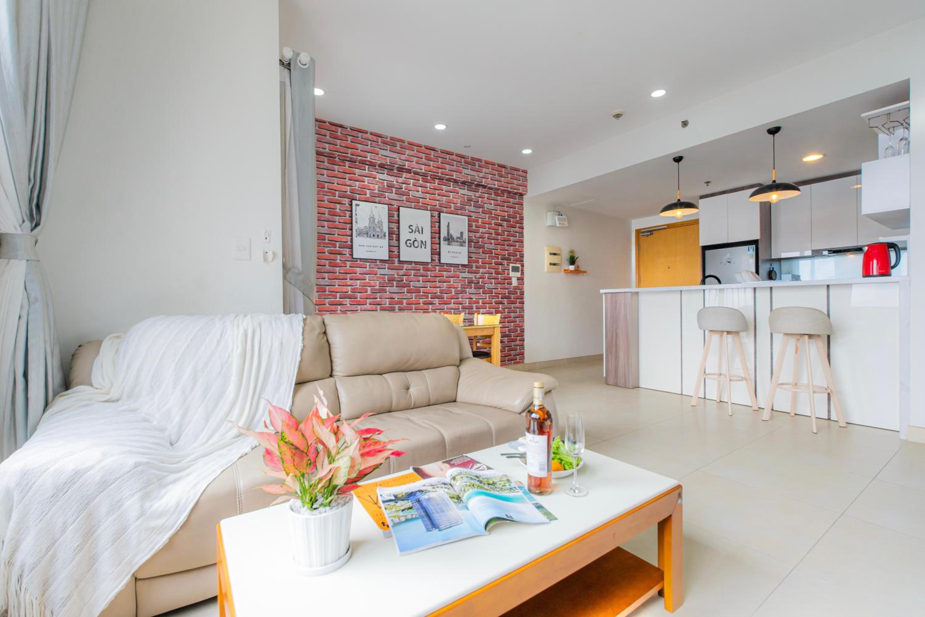 ambiHOME 2BR 2WC in Masteri Thao Dien District 2