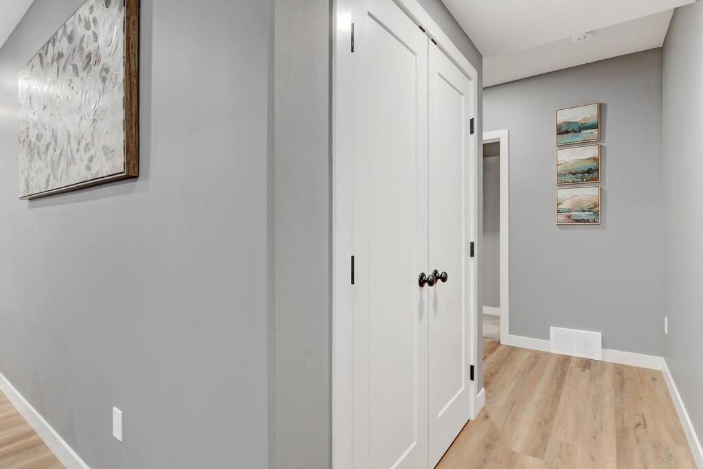 Brand New Modern Escape