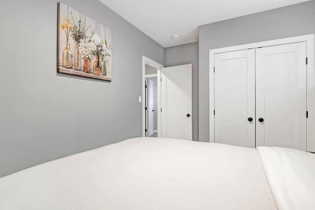 Brand New Modern Escape