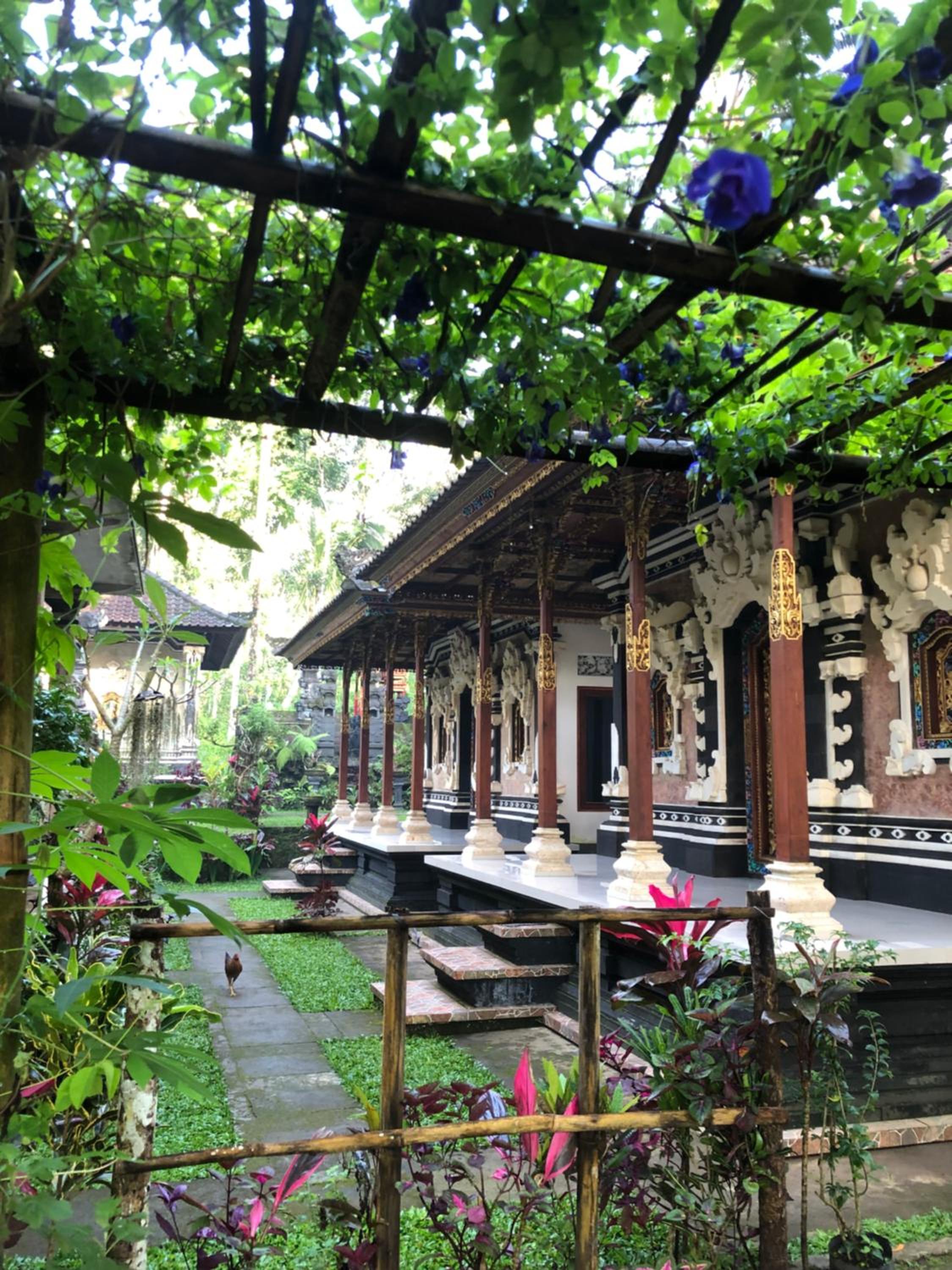 BELIMBING HOMESTAY