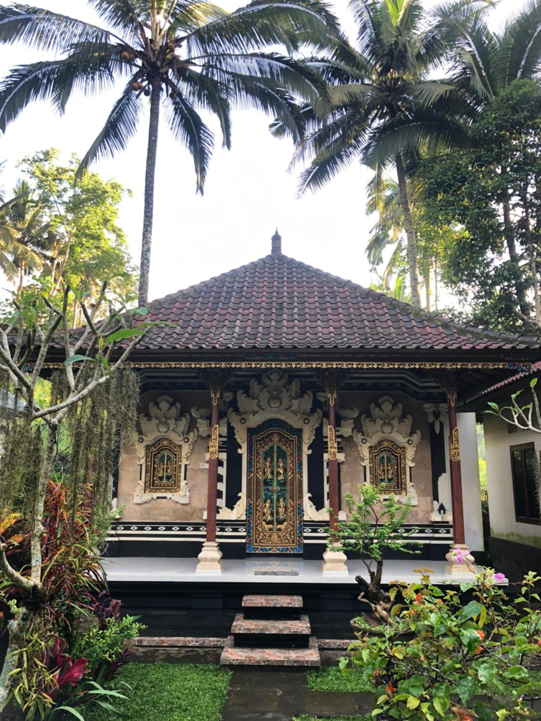 BELIMBING HOMESTAY