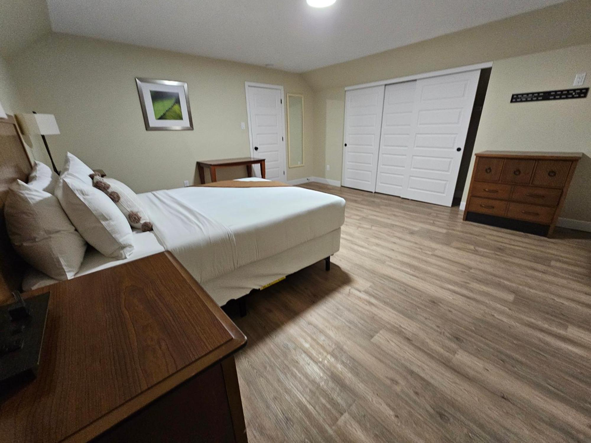 Spacious 2 Bedroom Loft Apt #7