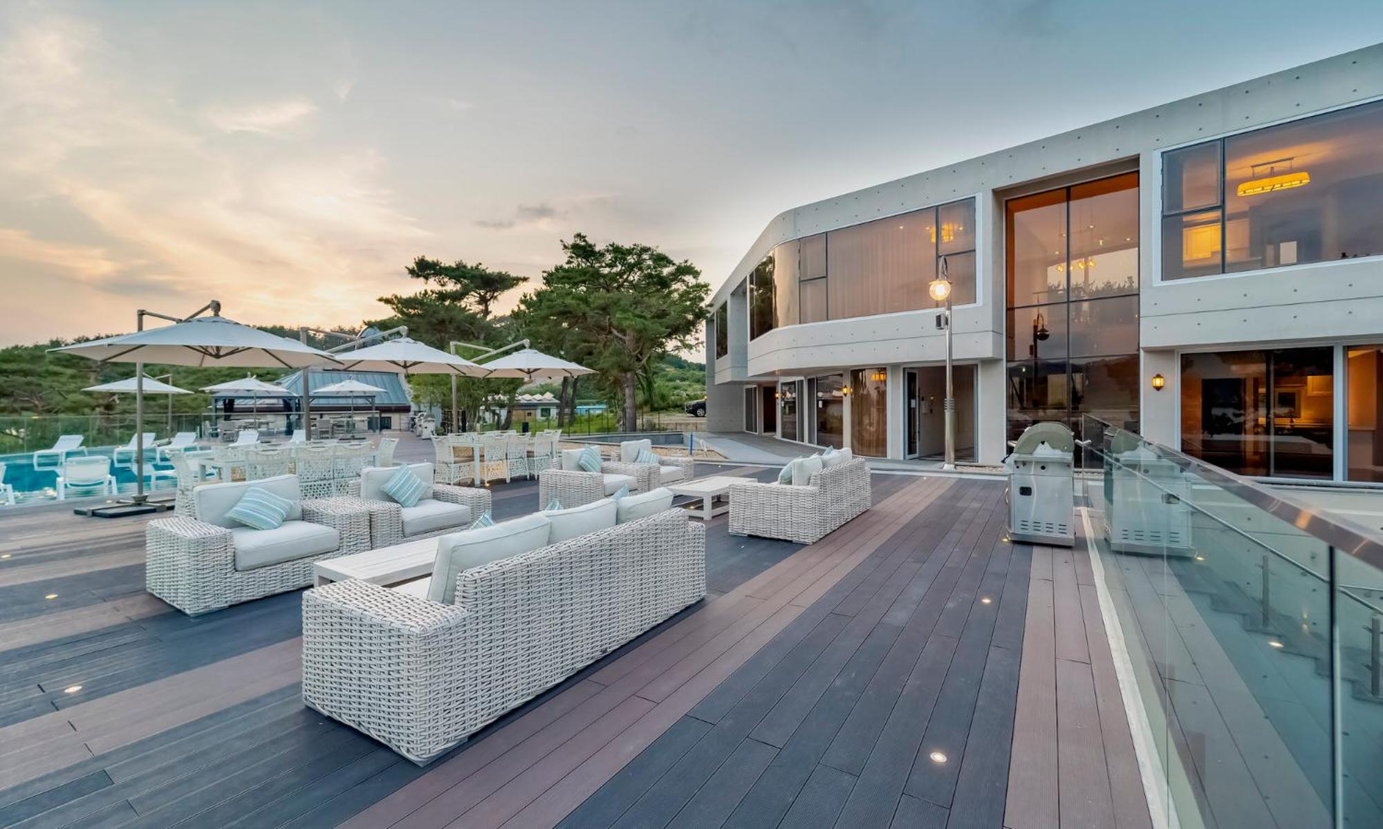 Goseong hansan marina view 3
