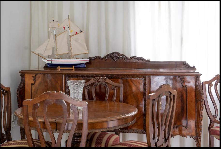 ATHENS CLASSIC LUXURY APARTMENT, 3 km form Acropoli, 5km from the Beach