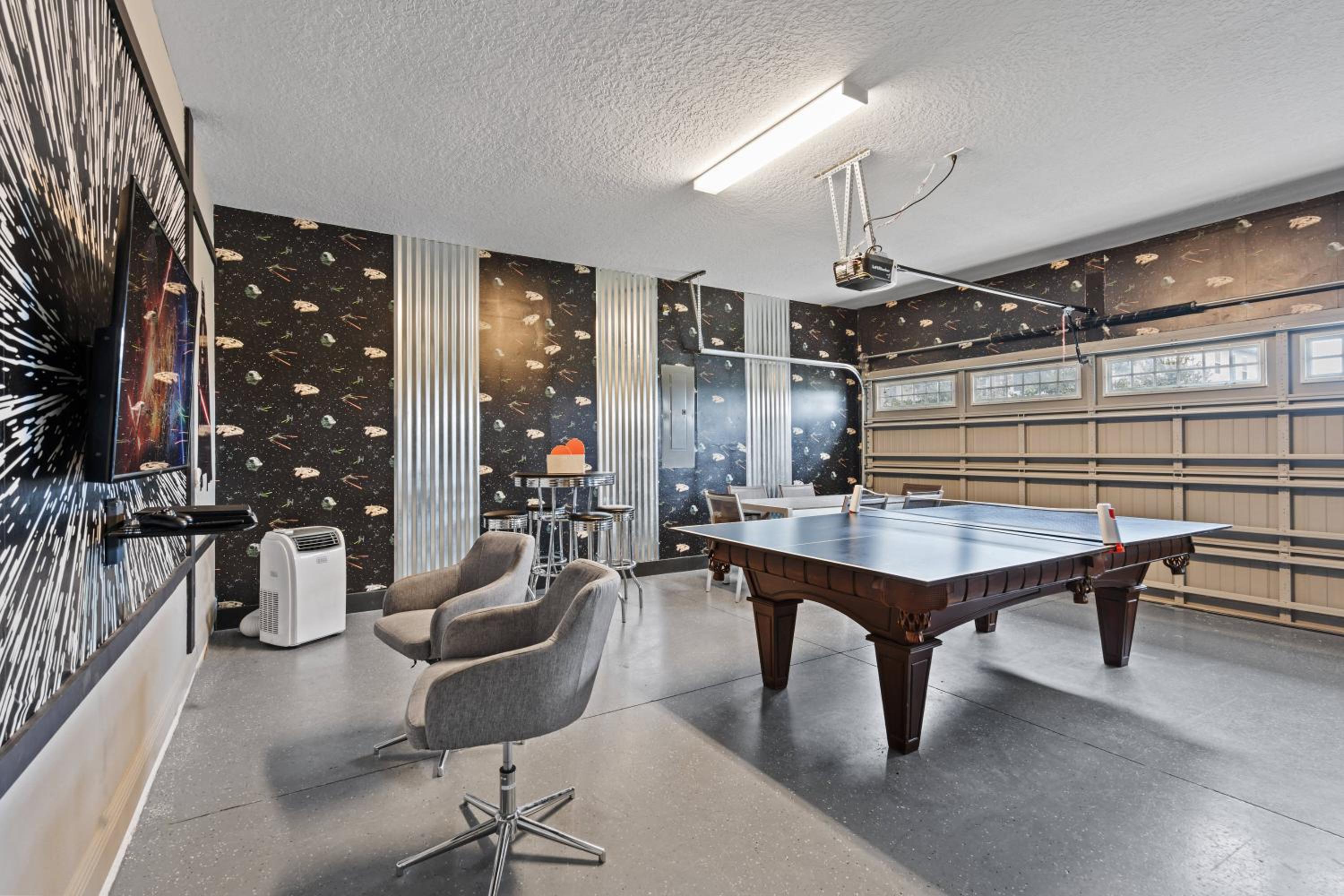 Unique Home Game Room Themed Bedrooms No carpet 2015