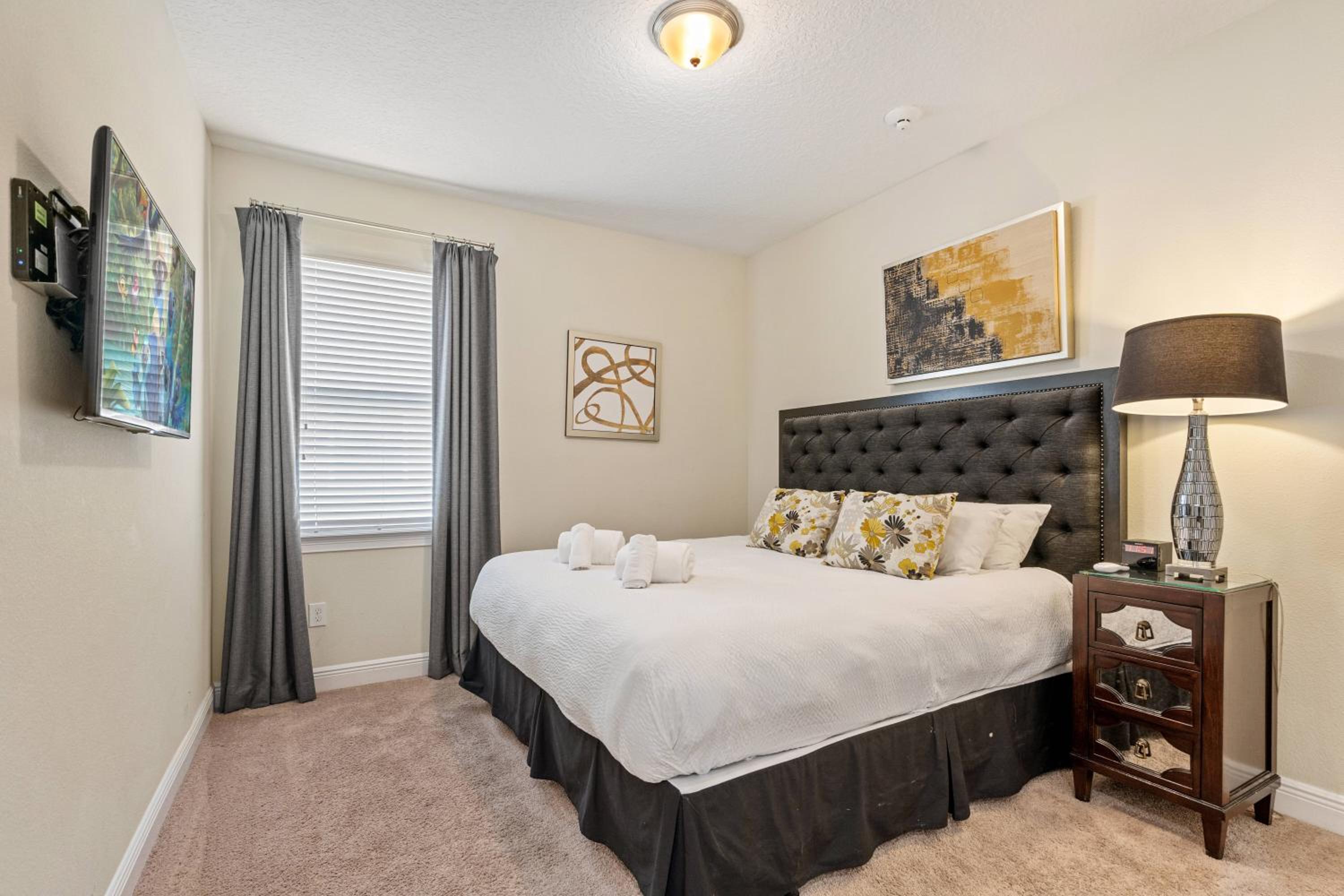 Magical Retreat 11 bd with pool at Encore 2314
