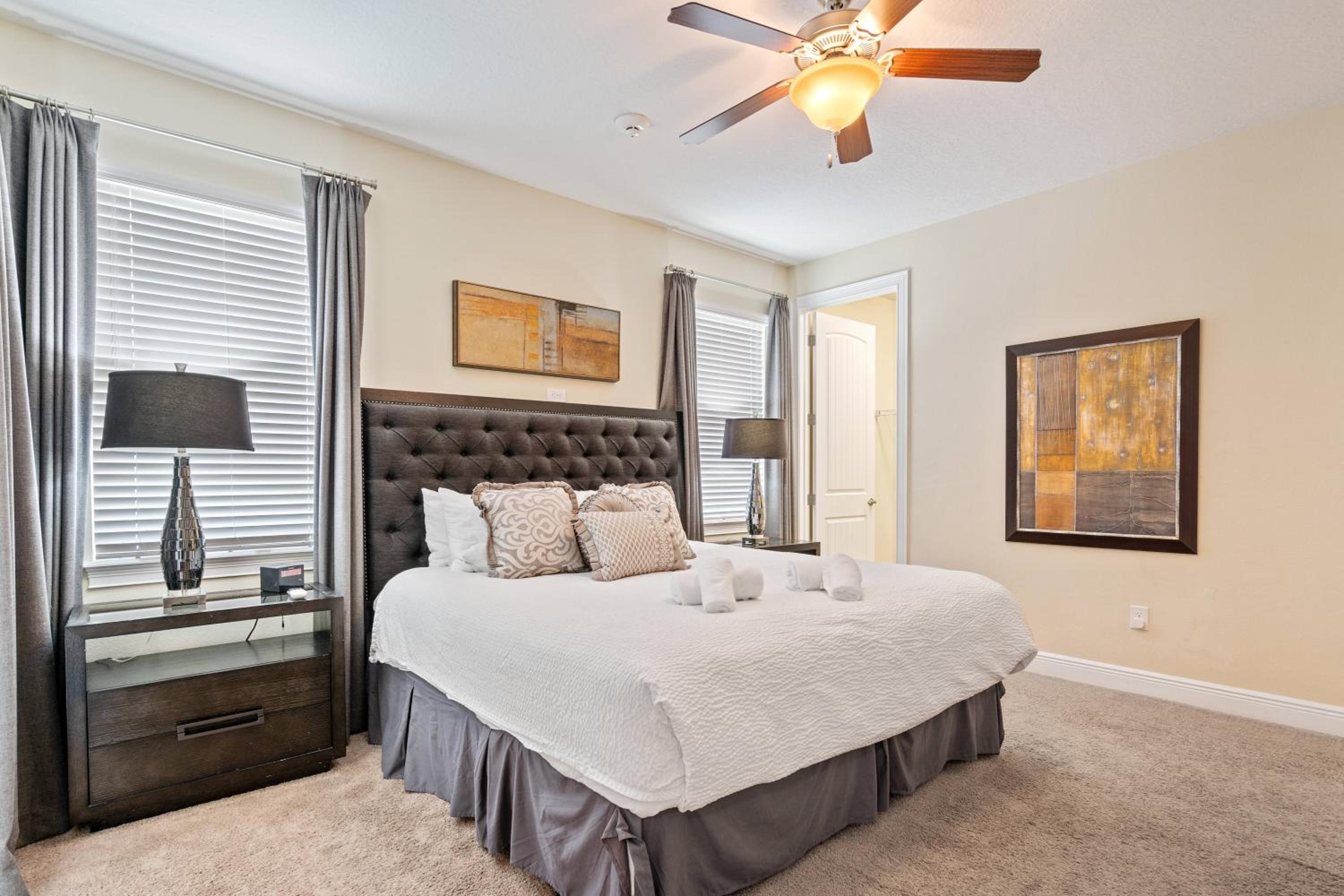 Magical Retreat 11 bd with pool at Encore 2314