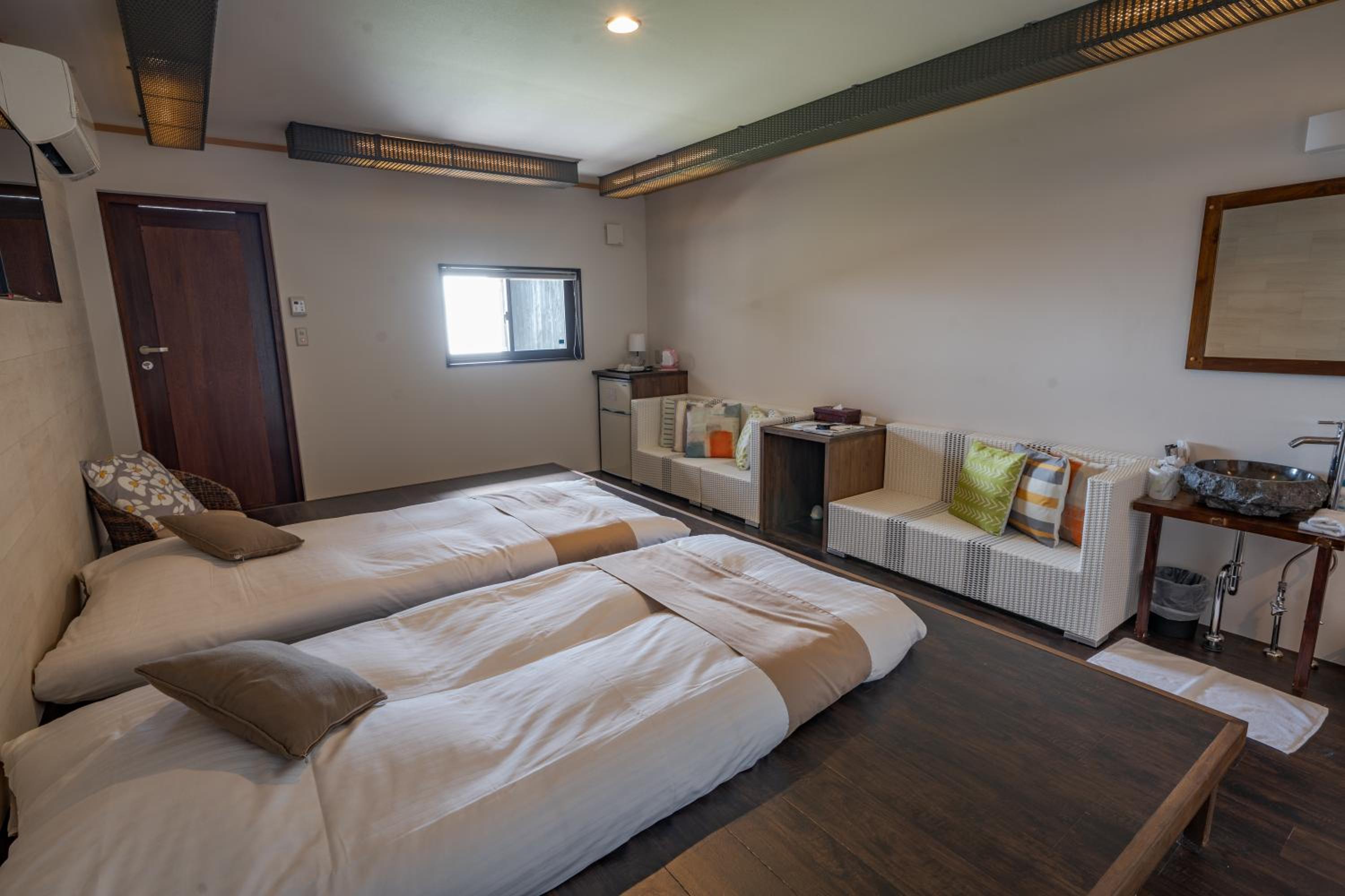XYZ Private Spa and Seaside Resort