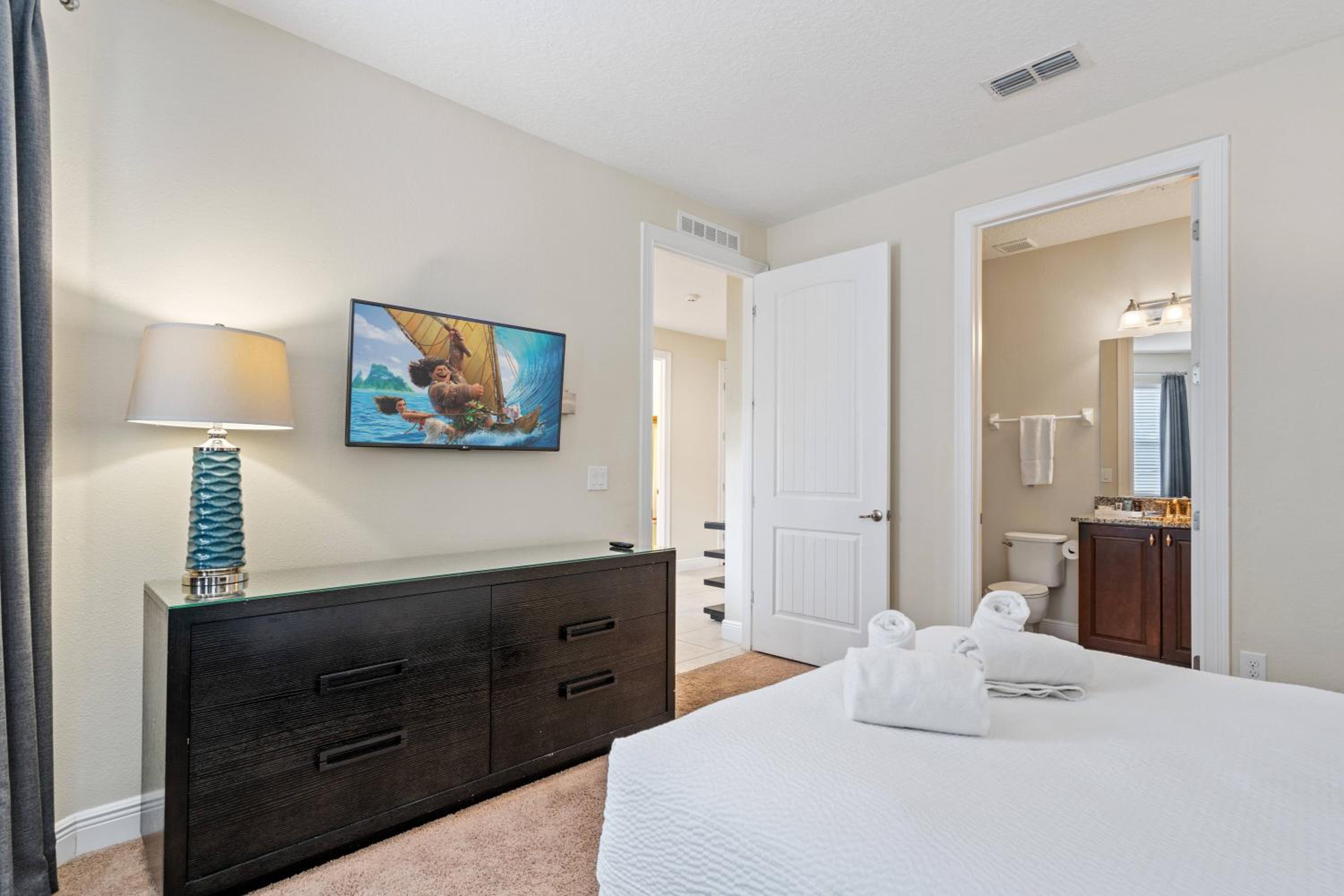 Magical Retreat 11 bd with pool at Encore 2314