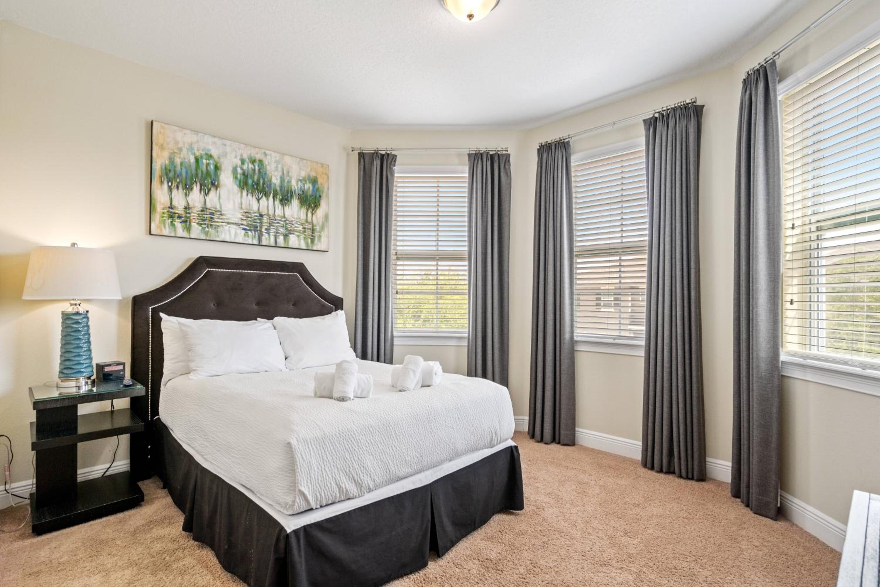 Magical Retreat 11 bd with pool at Encore 2314