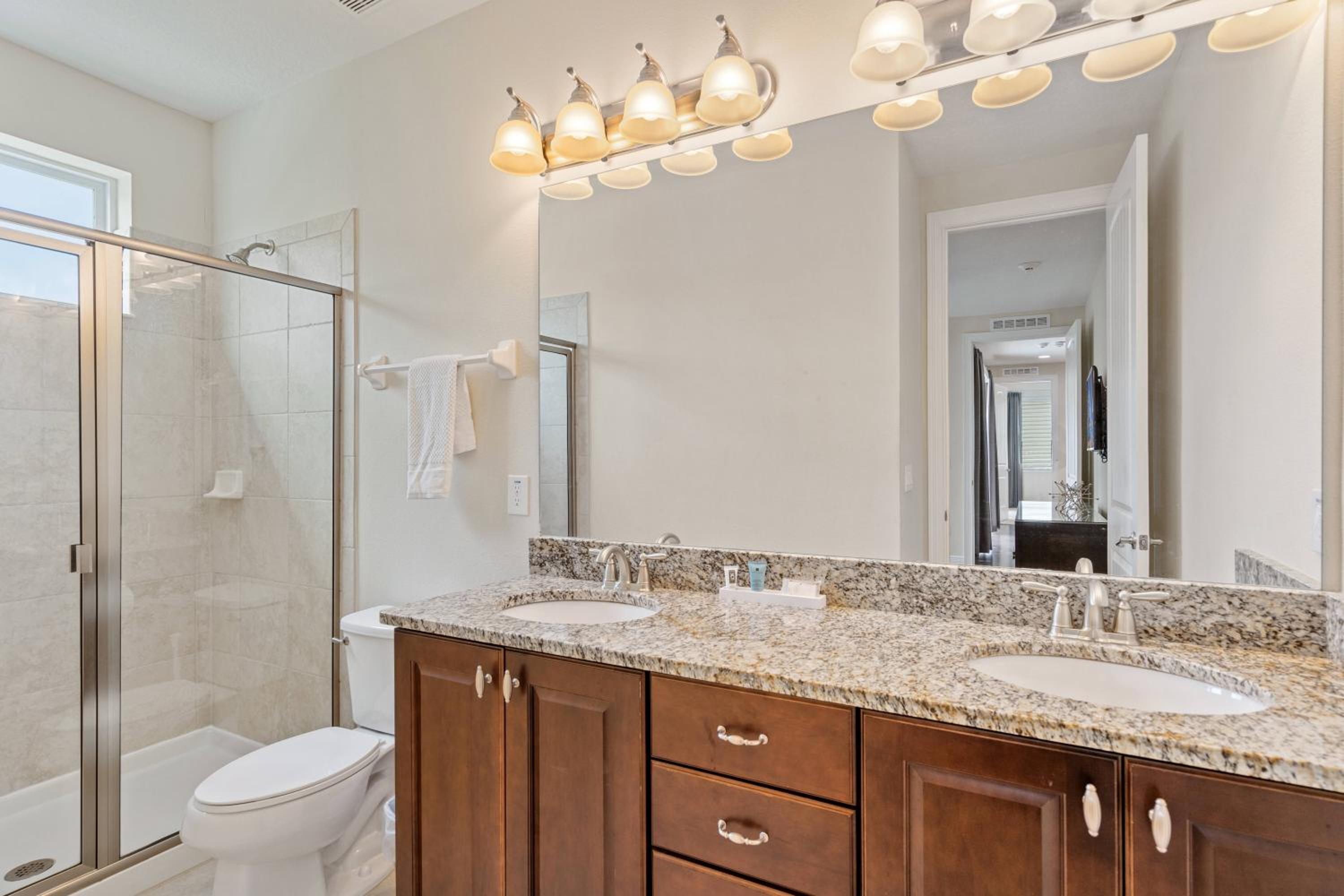 Magical Retreat 11 bd with pool at Encore 2314