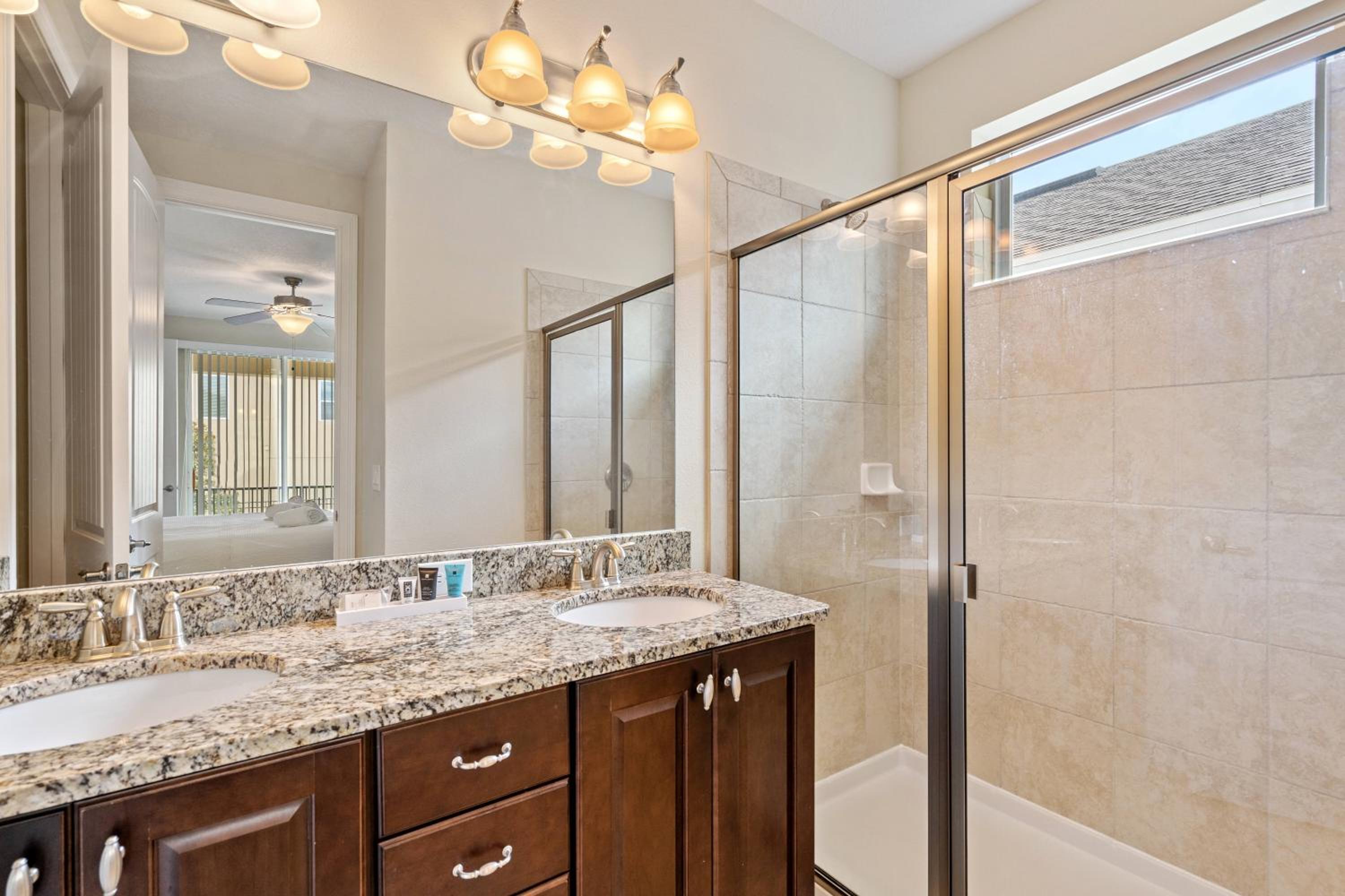 Magical Retreat 11 bd with pool at Encore 2314