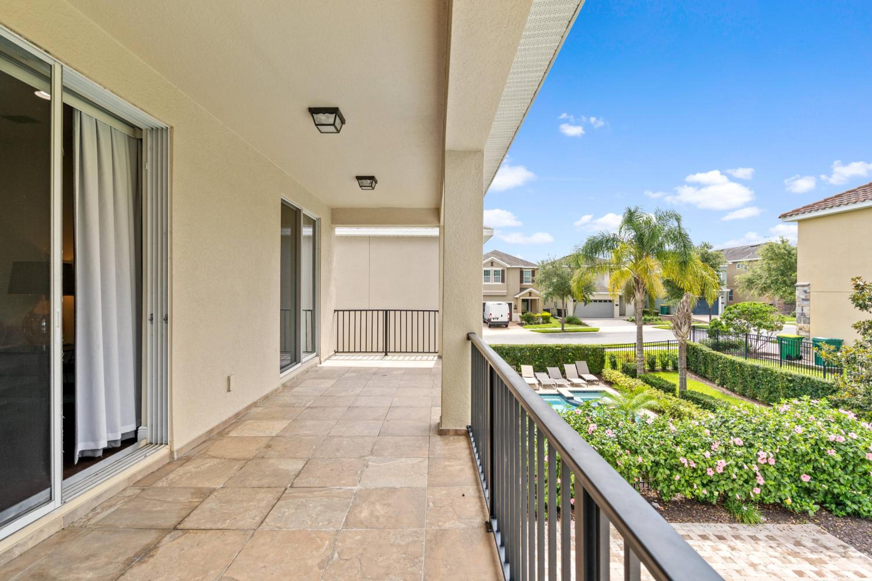 Magical Retreat 11 bd with pool at Encore 2314