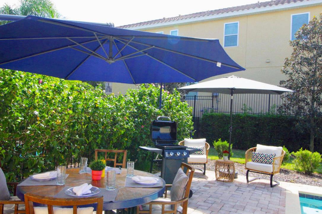 Magical Retreat 11 bd with pool at Encore 2314