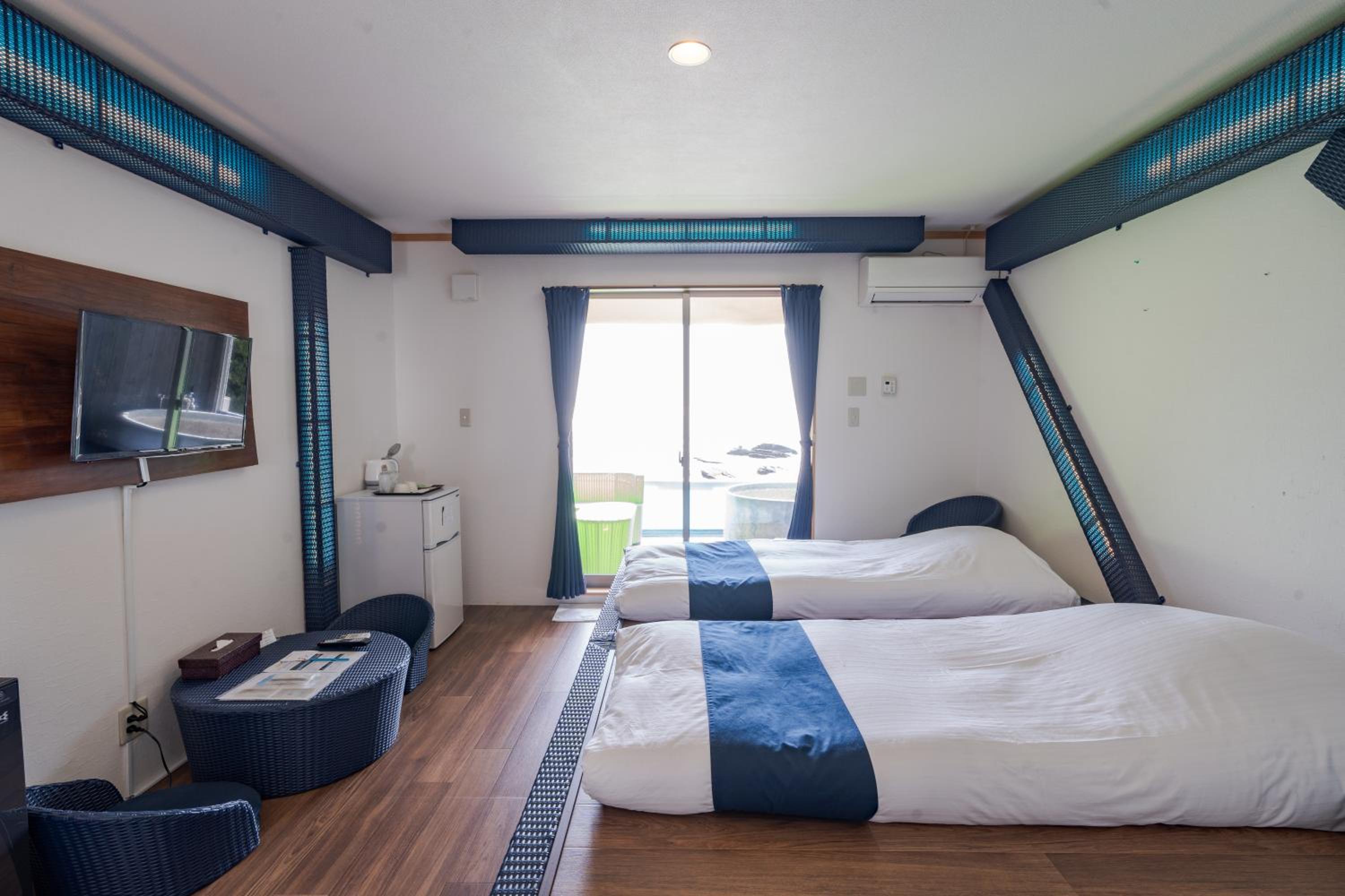 XYZ Private Spa and Seaside Resort
