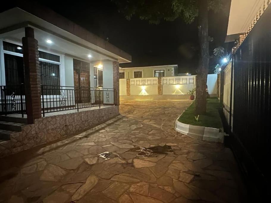 Ellyz Home Stay view 5