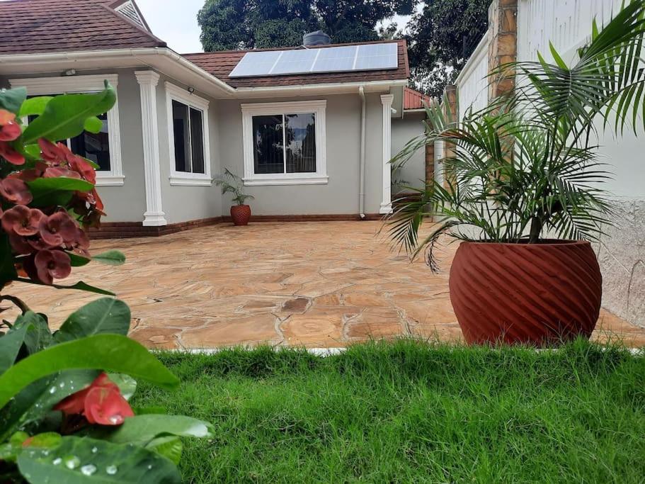 Ellyz Home Stay view 3