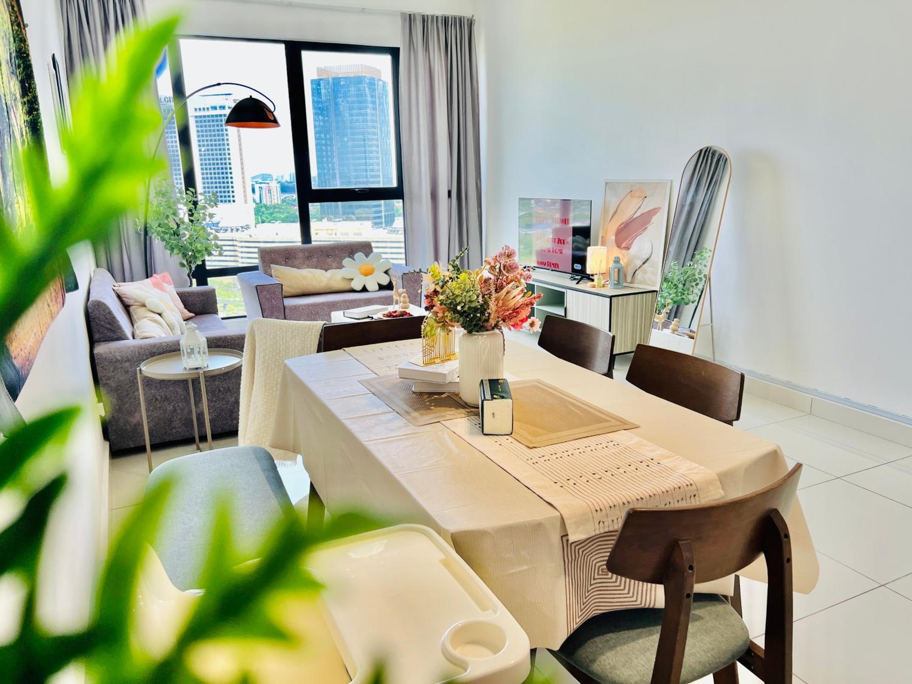 Mosaic Residence Mid Valley South Key BY R9 Homestay