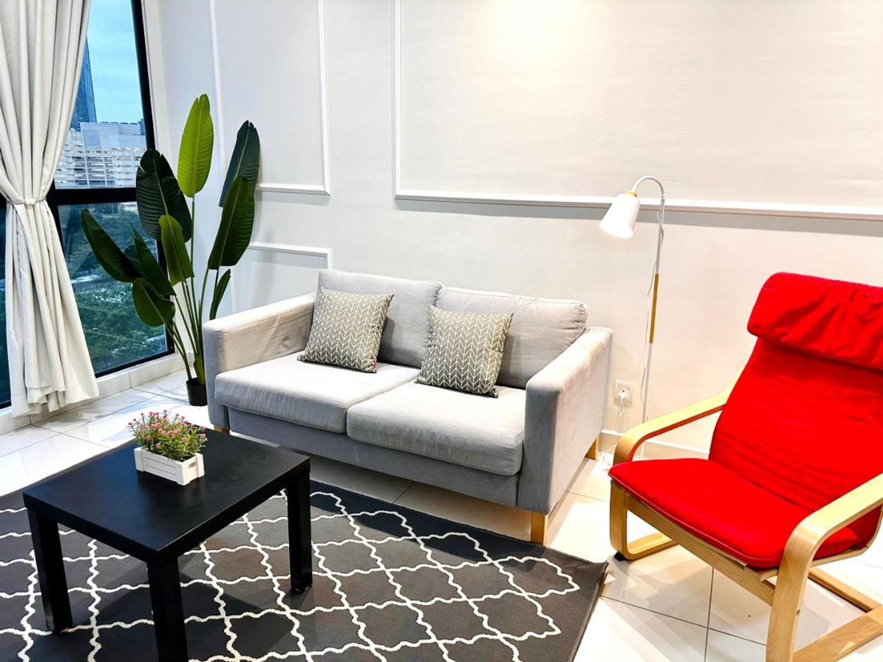 Mosaic Residence Mid Valley South Key BY R9 Homestay