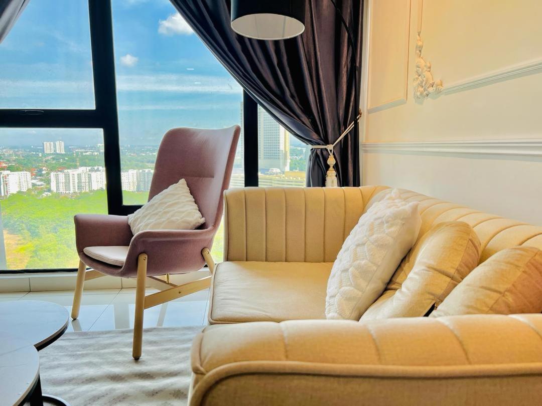Mosaic Residence Mid Valley South Key BY R9 Homestay