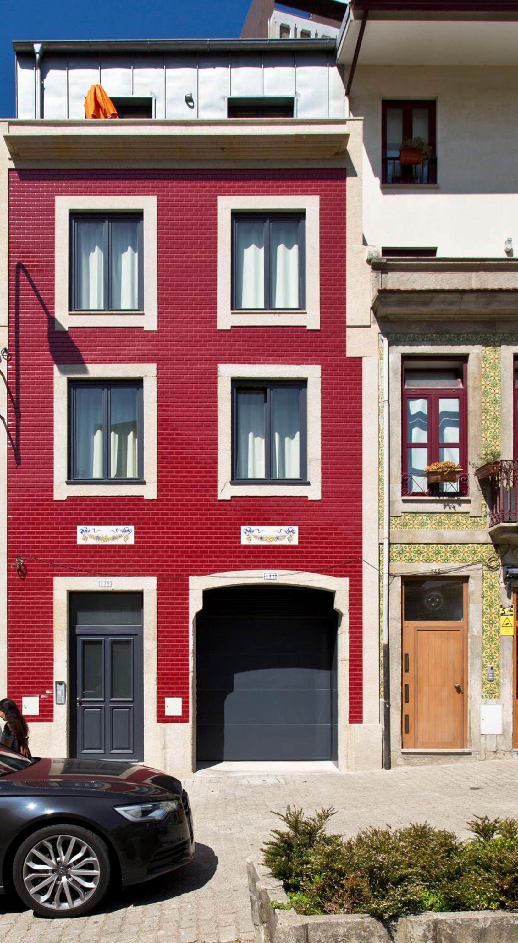 Charming Apartment in Porto - 50 m² - Modern Comfort view 3