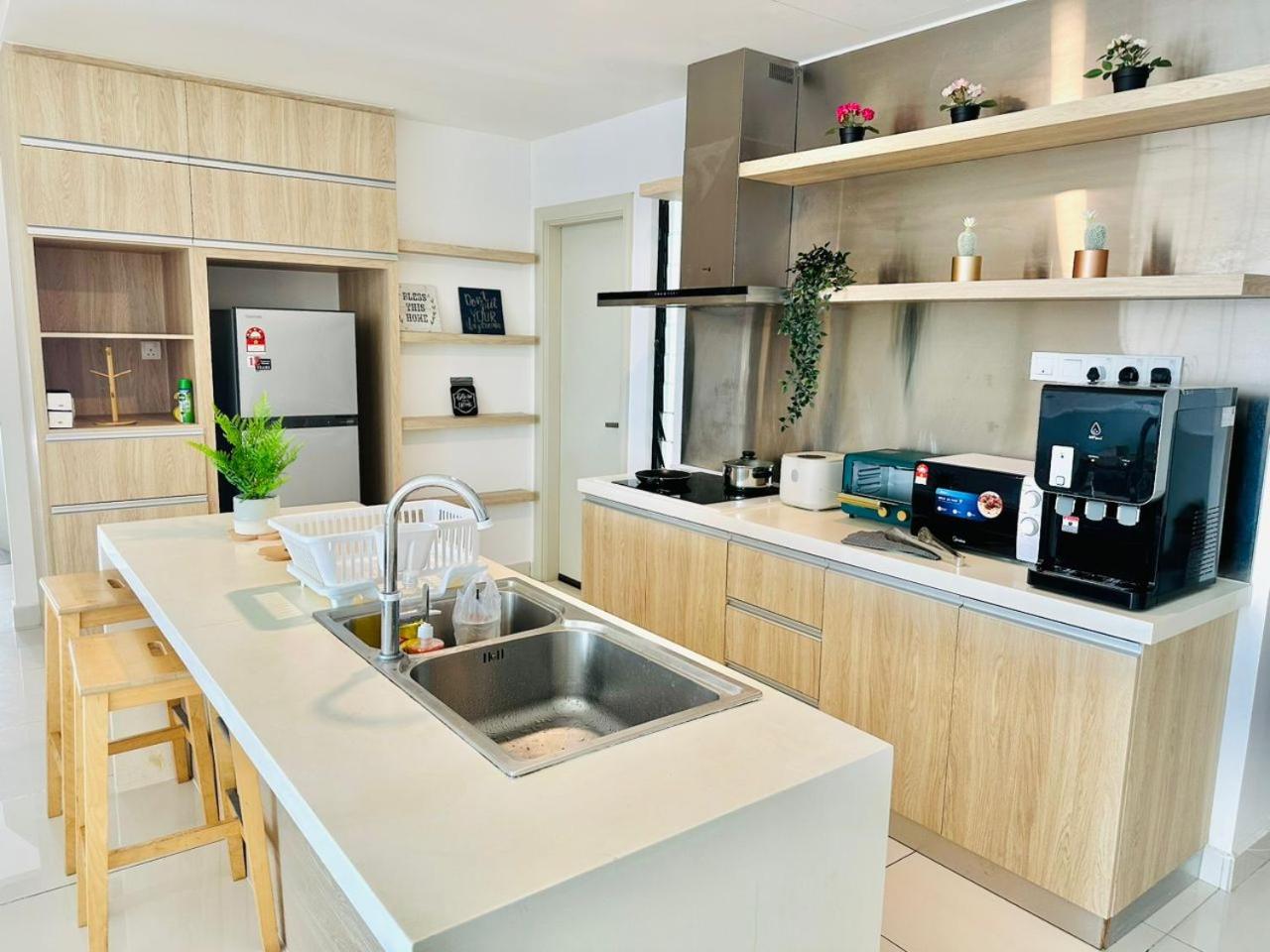 Mosaic Residence Mid Valley South Key BY R9 Homestay
