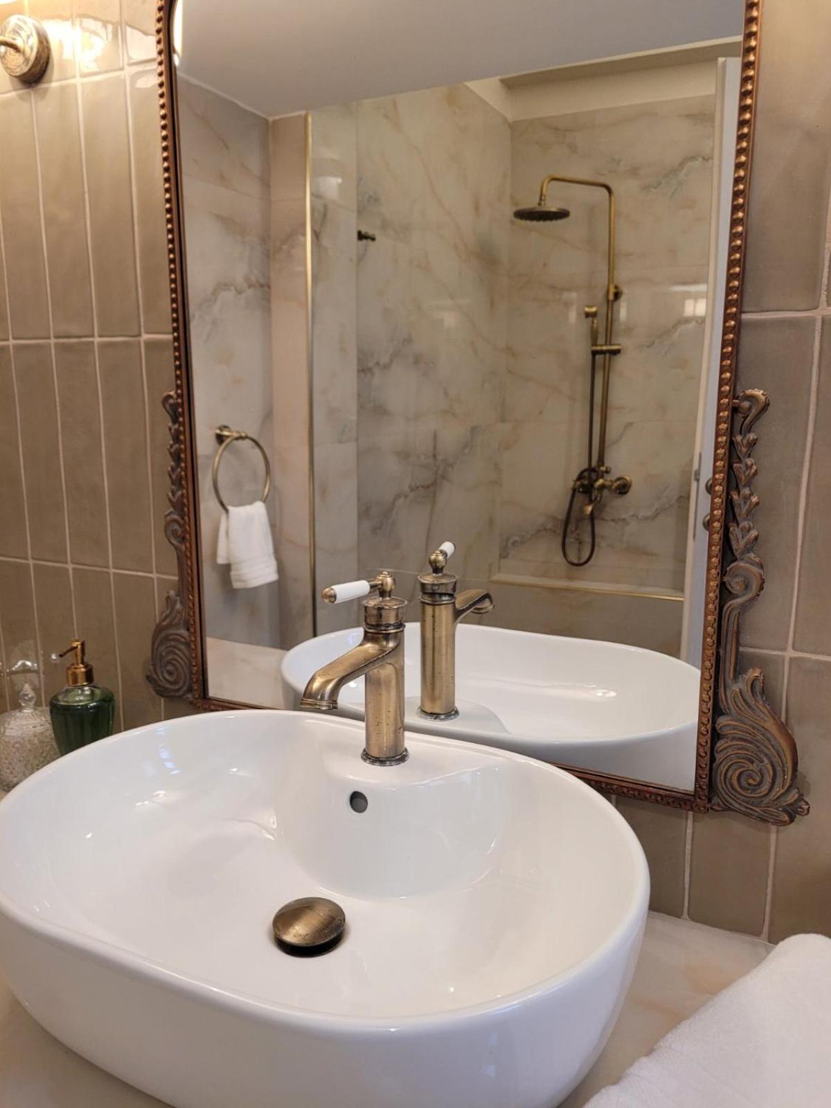 City Center Suites photo 3