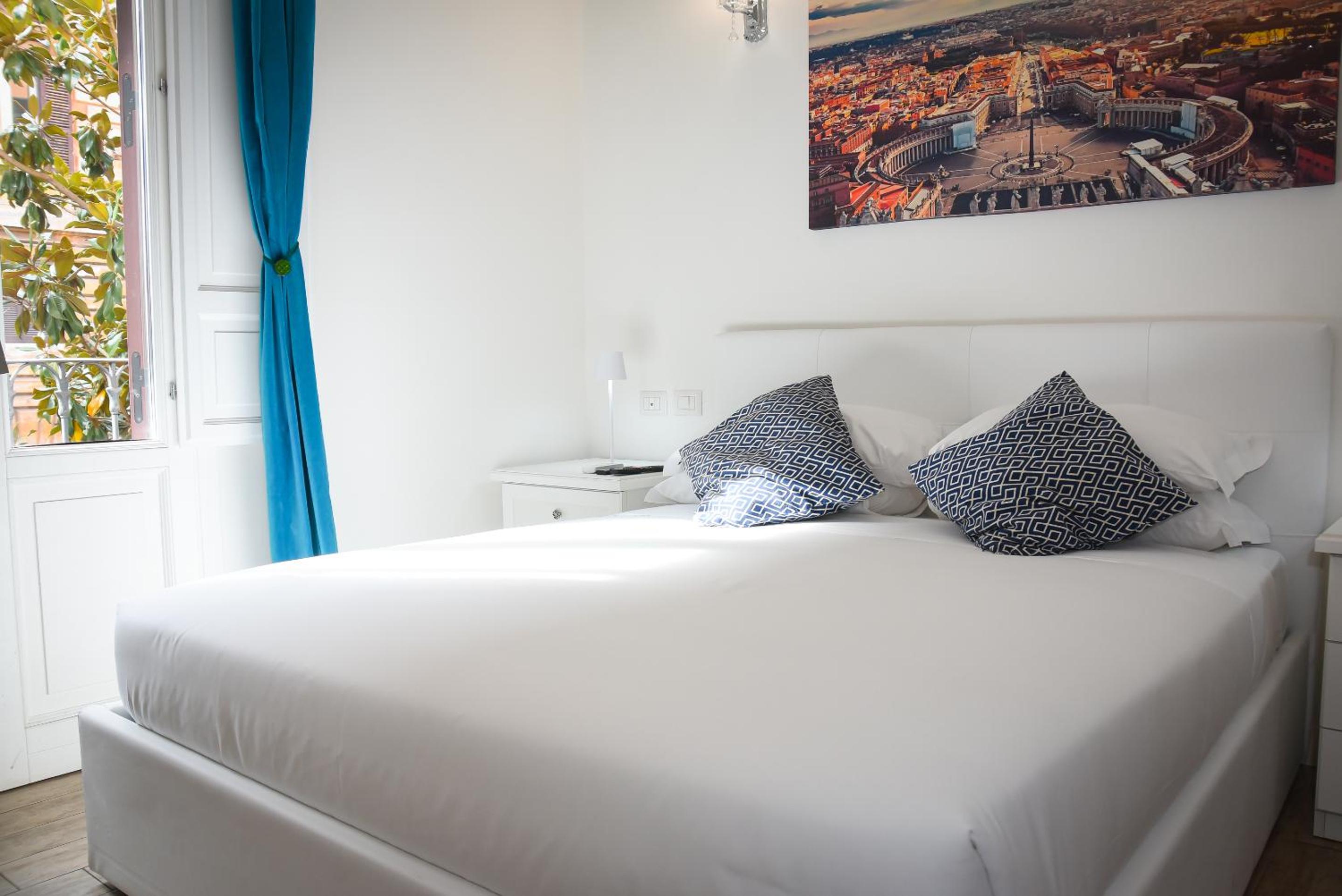 BQ House FORI IMPERIALI Luxury Rooms