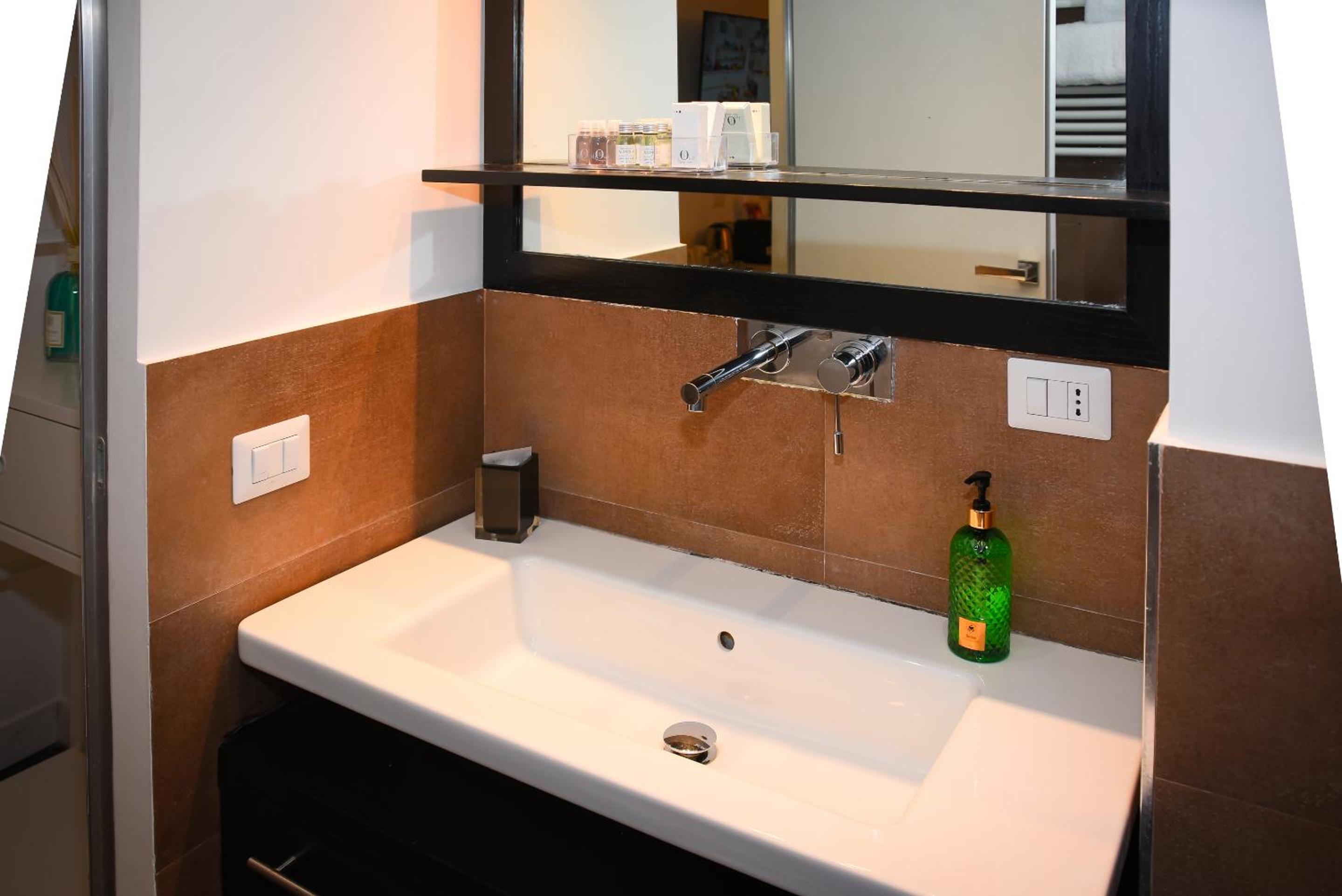 BQ House FORI IMPERIALI Luxury Rooms
